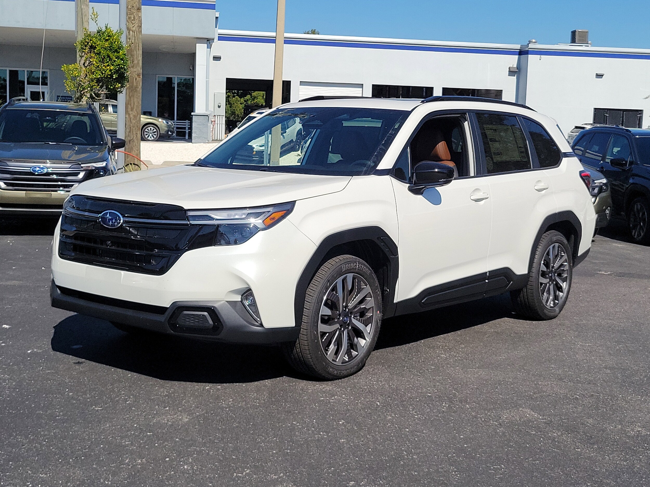 2026 Subaru Forester Touring photo 3