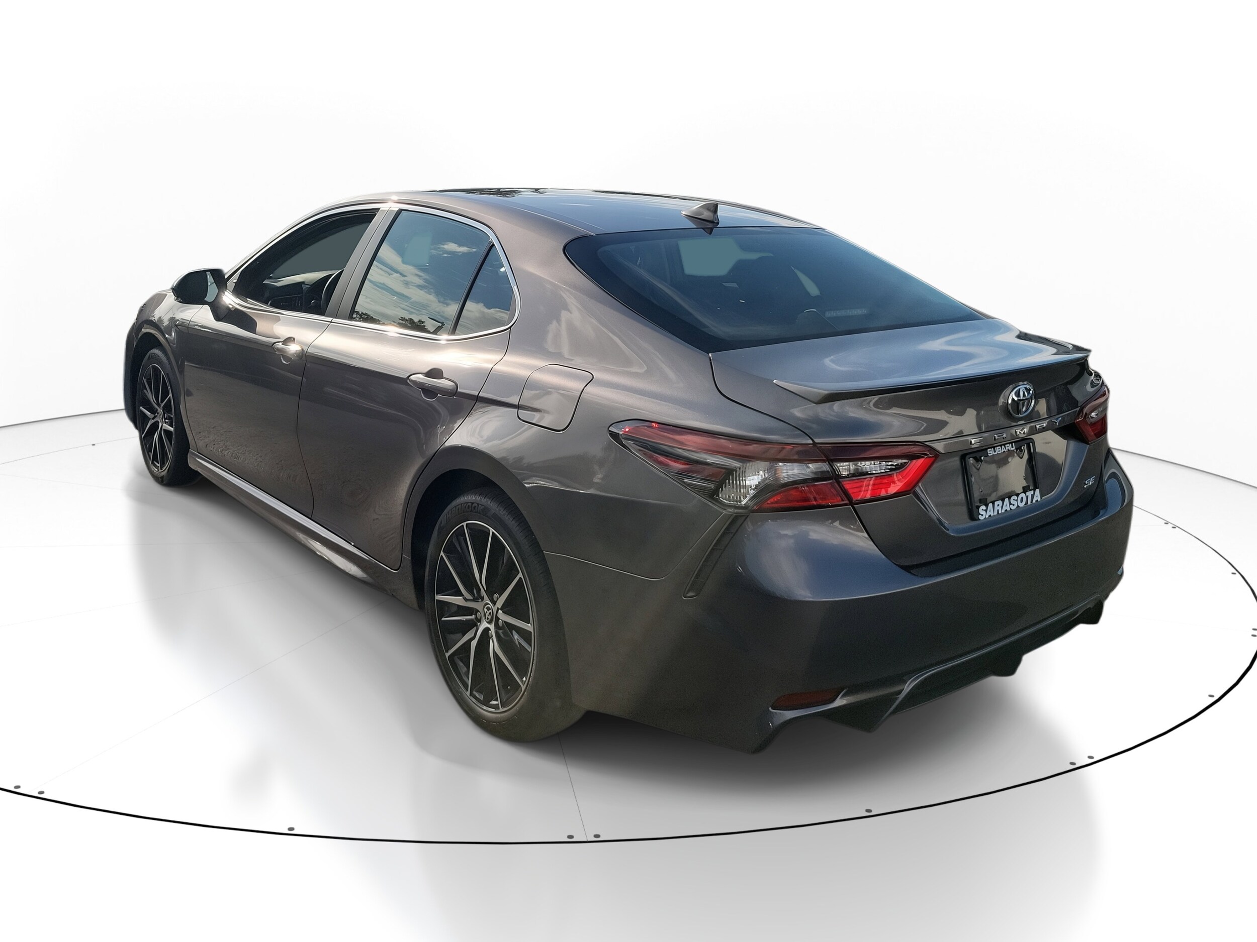 2023 Toyota Camry SE photo 4