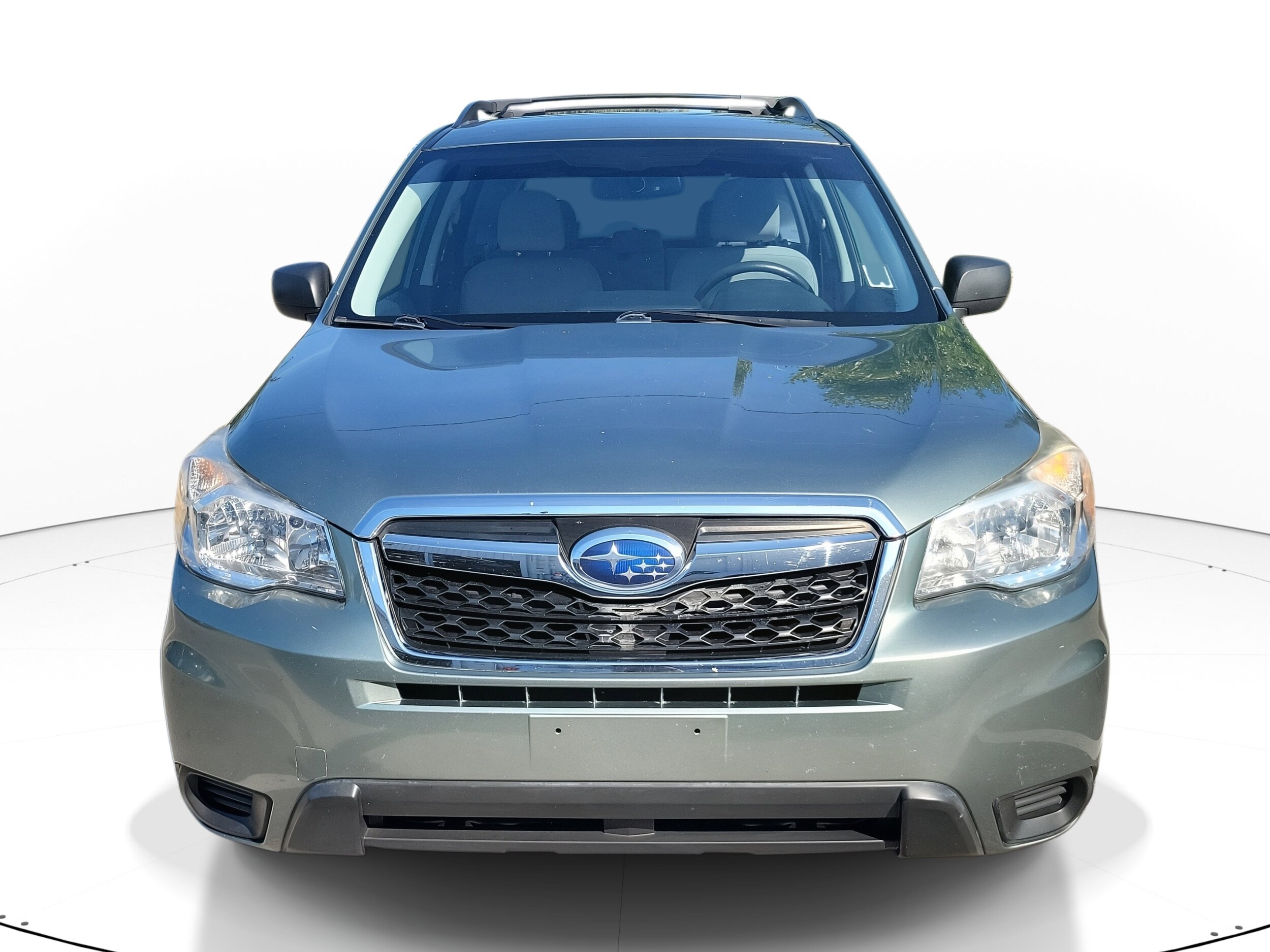2015 Subaru Forester 2.5i photo 2