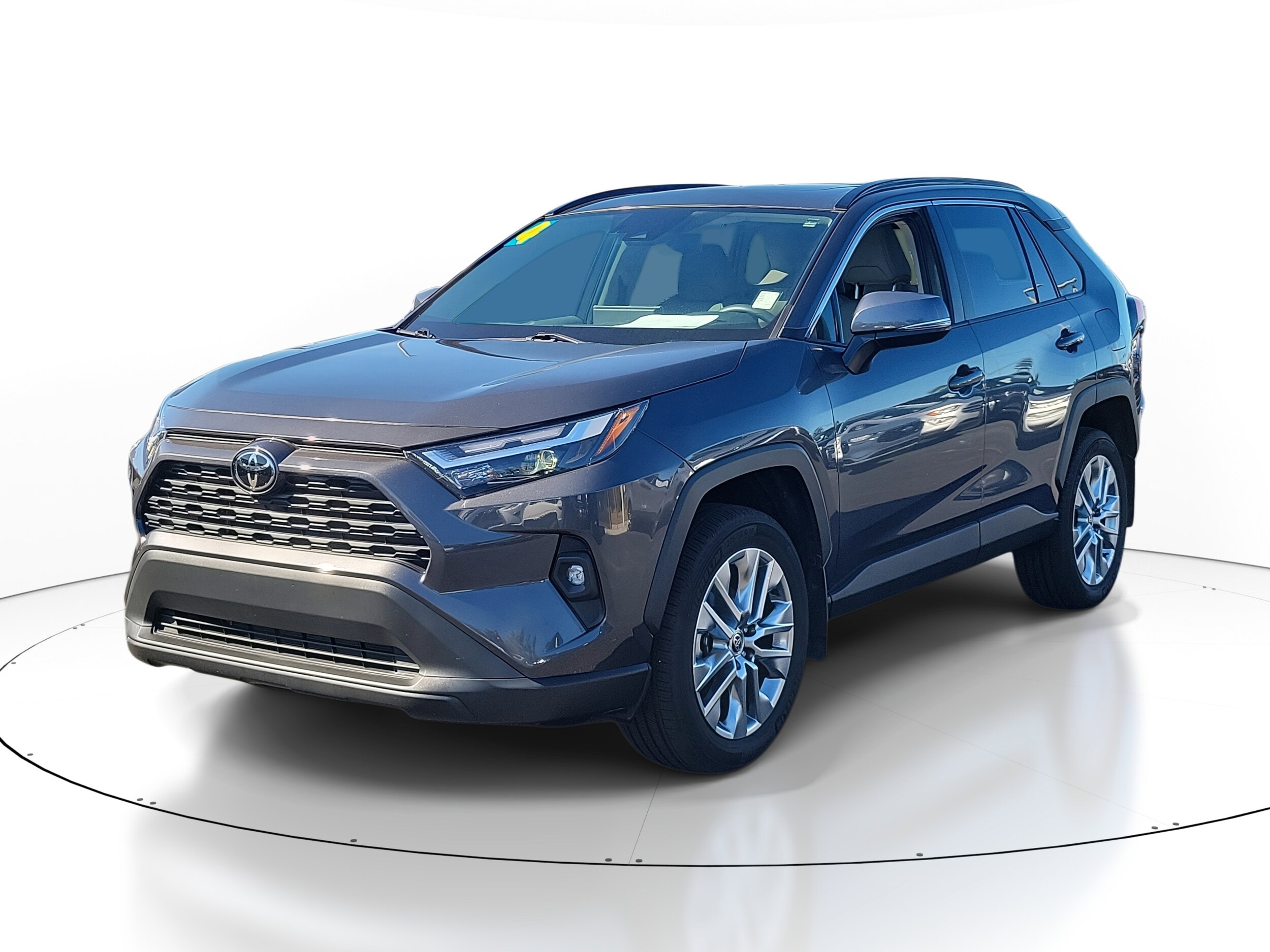 2024 Toyota RAV4 XLE Premium photo 2