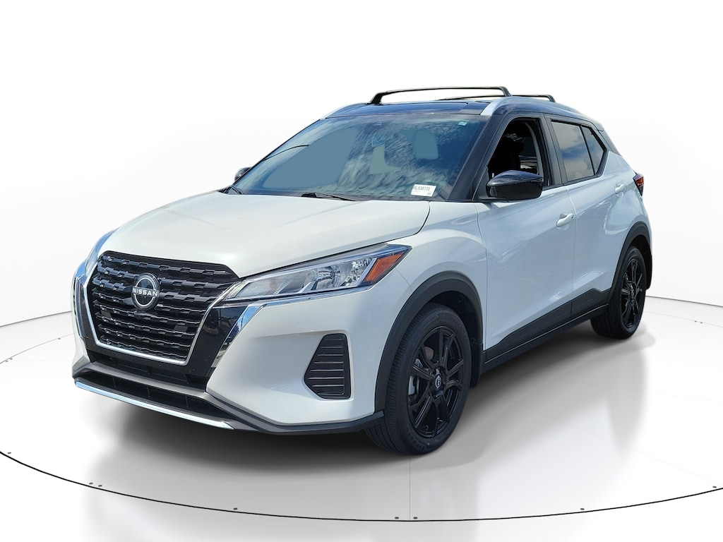 Used 2024 Nissan Kicks SV SUV