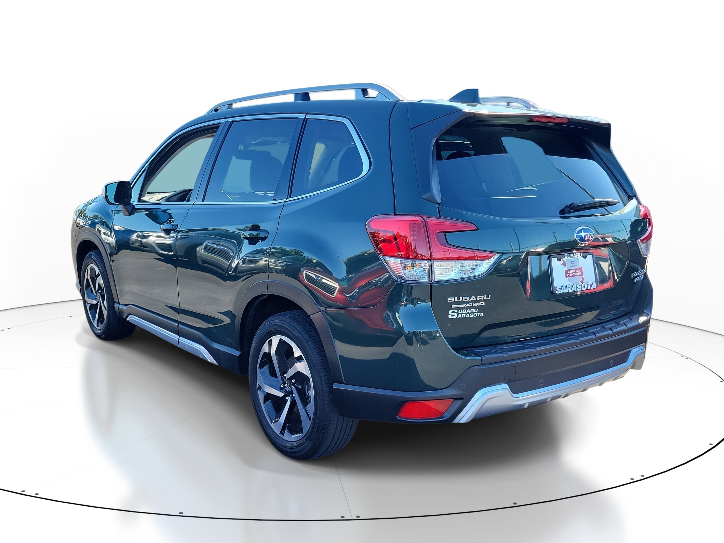 2023 Subaru Forester Touring photo 4