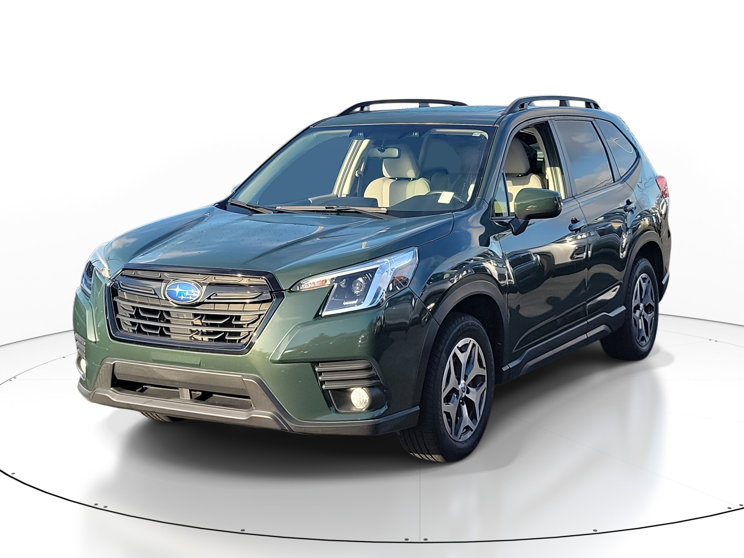 2022 Subaru Forester Premium photo 2