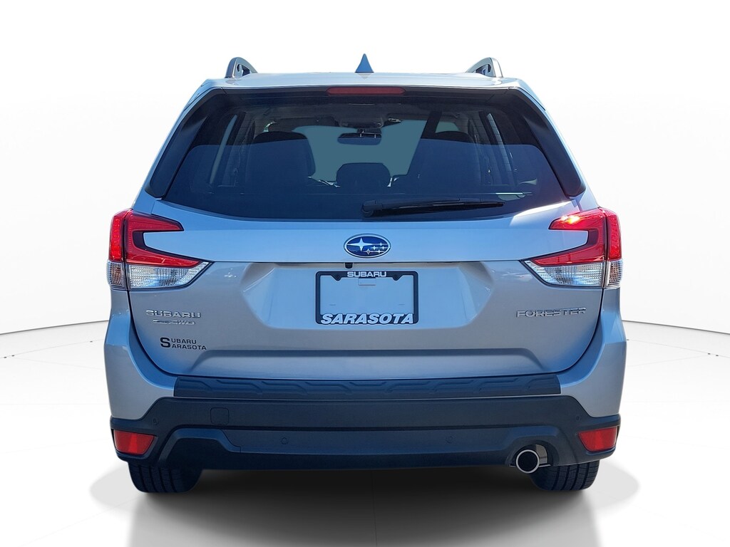 Used 2023 Subaru Forester Limited SUV