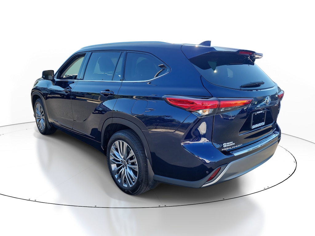 Used 2022 Toyota Highlander Platinum SUV