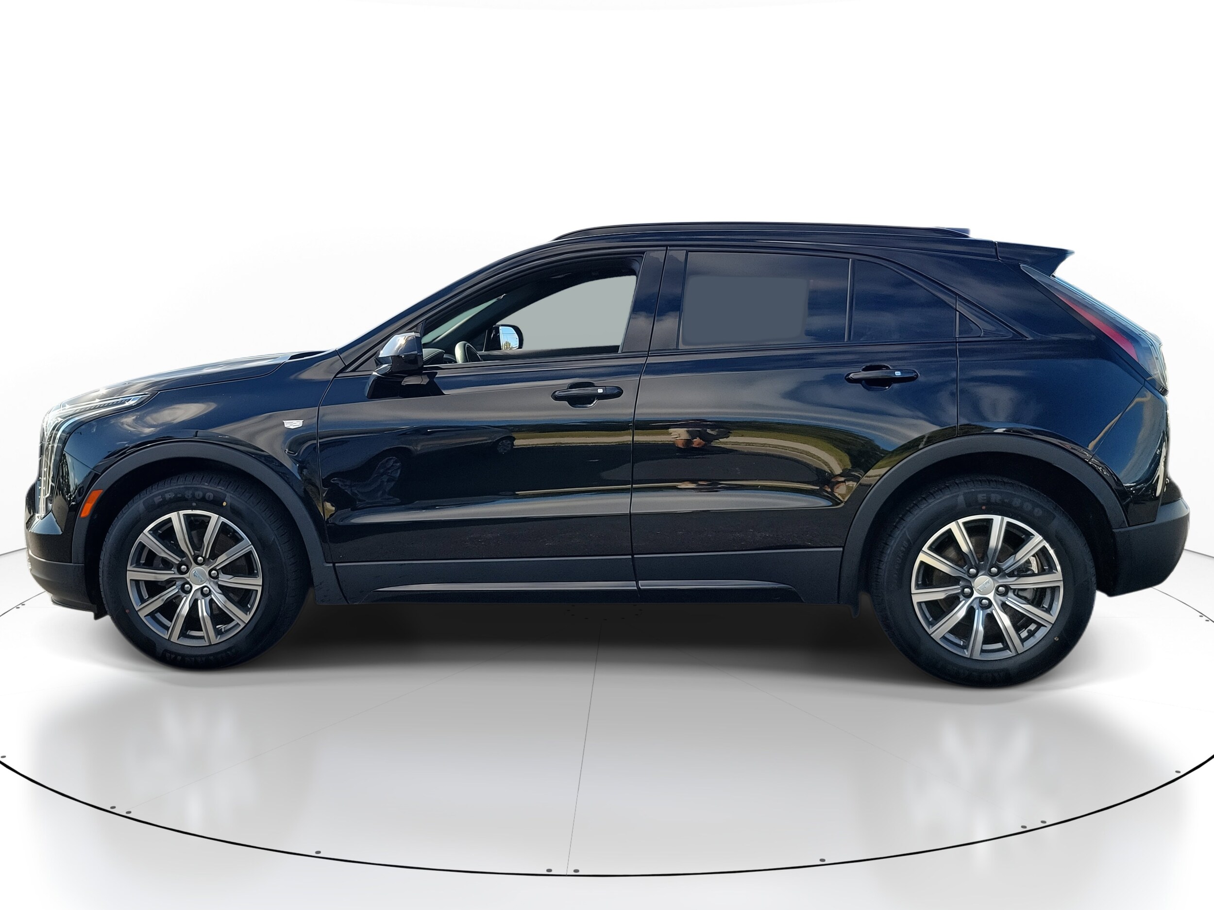 2019 Cadillac XT4 Sport photo 3
