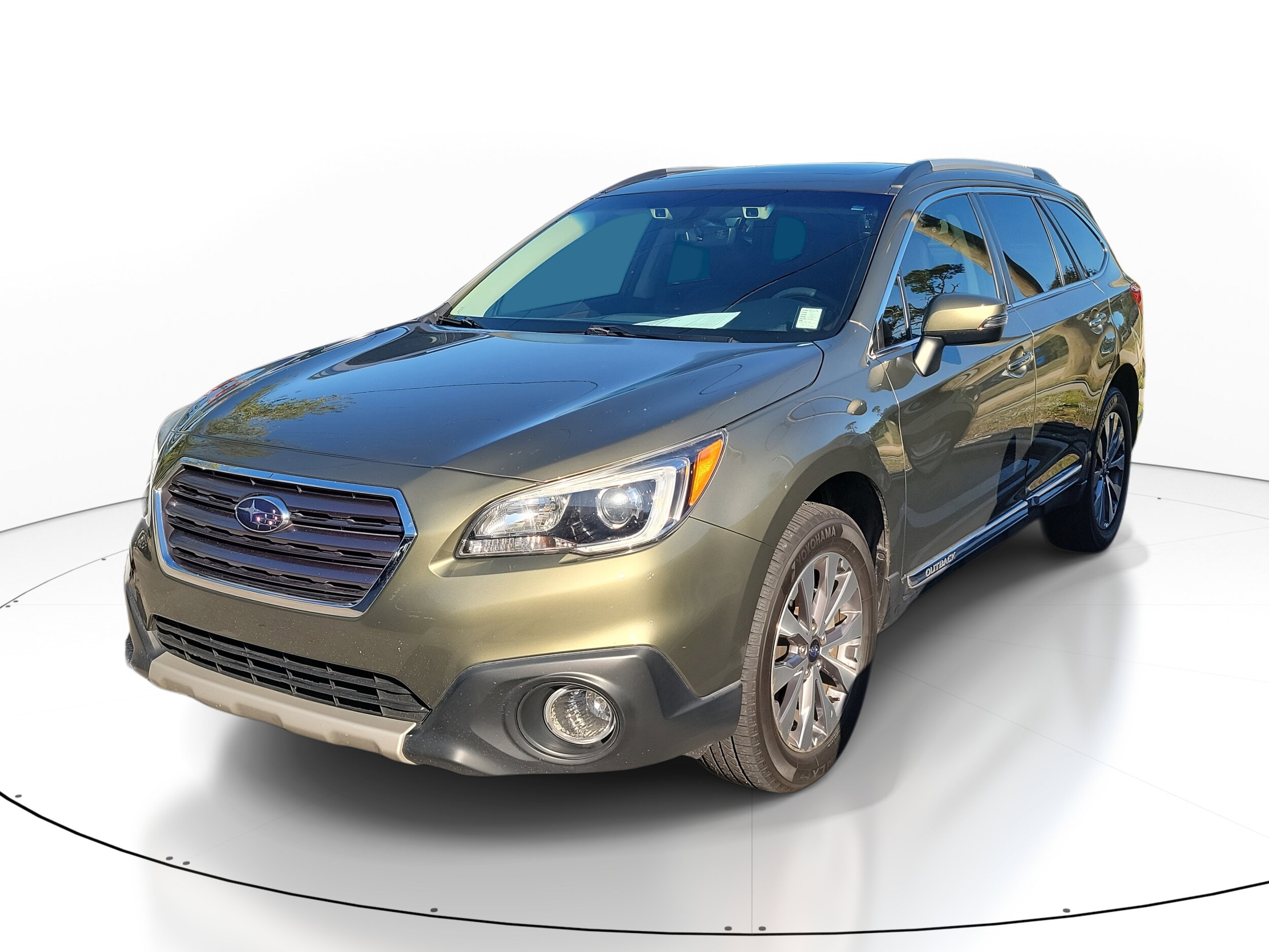 2017 Subaru Outback Touring photo 3