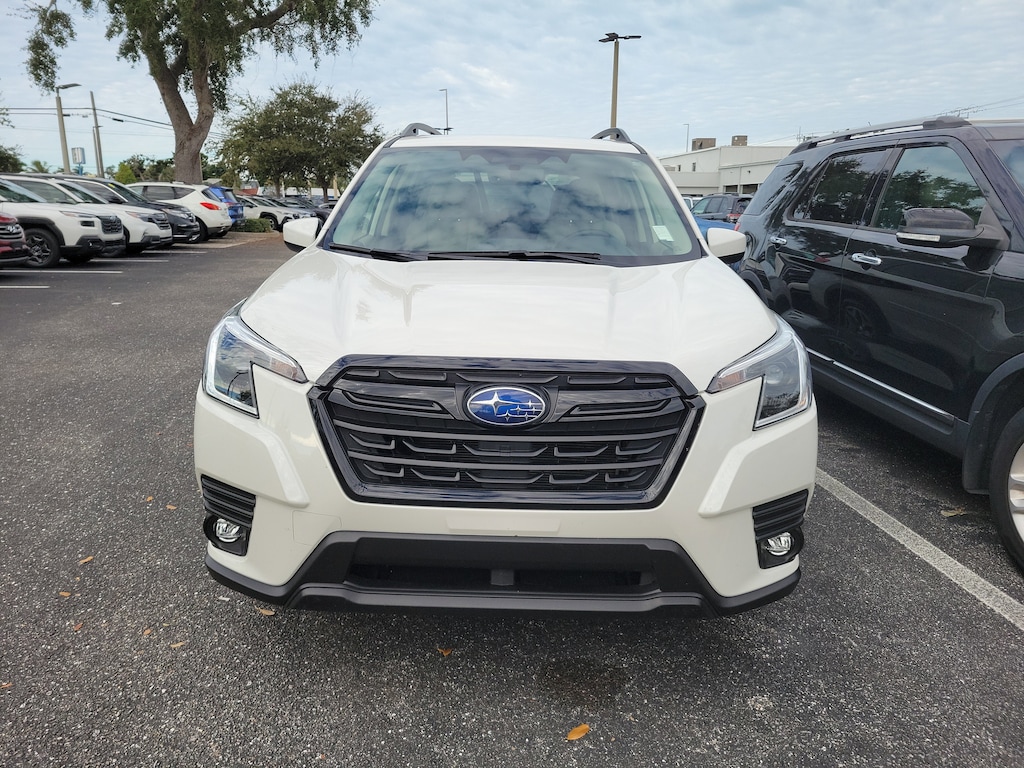 Used 2024 Subaru Forester Premium SUV
