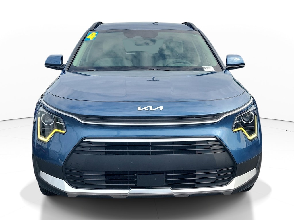 Used 2024 Kia Niro EX SUV