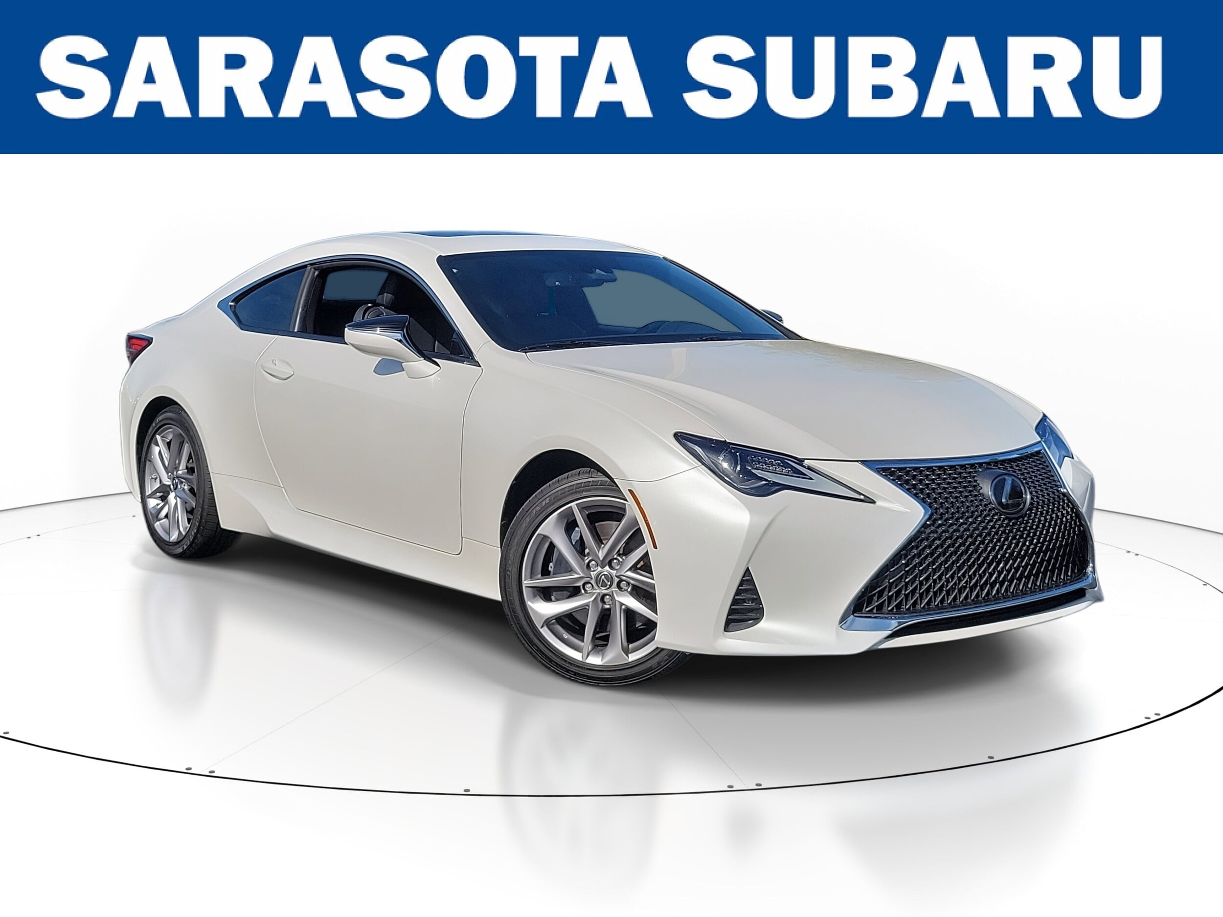 2022 Lexus RC 300's photo