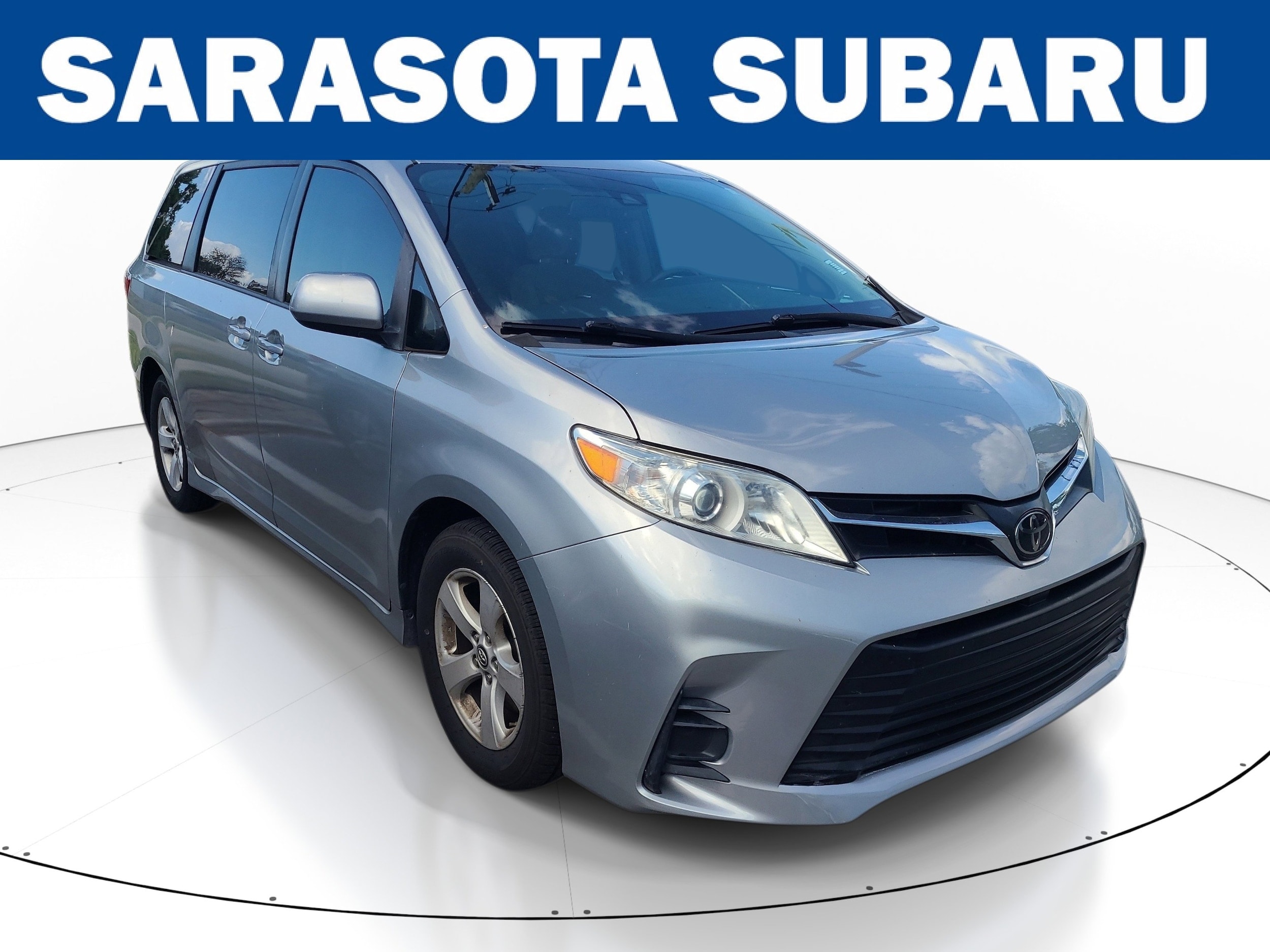 2018 Toyota Sienna LE