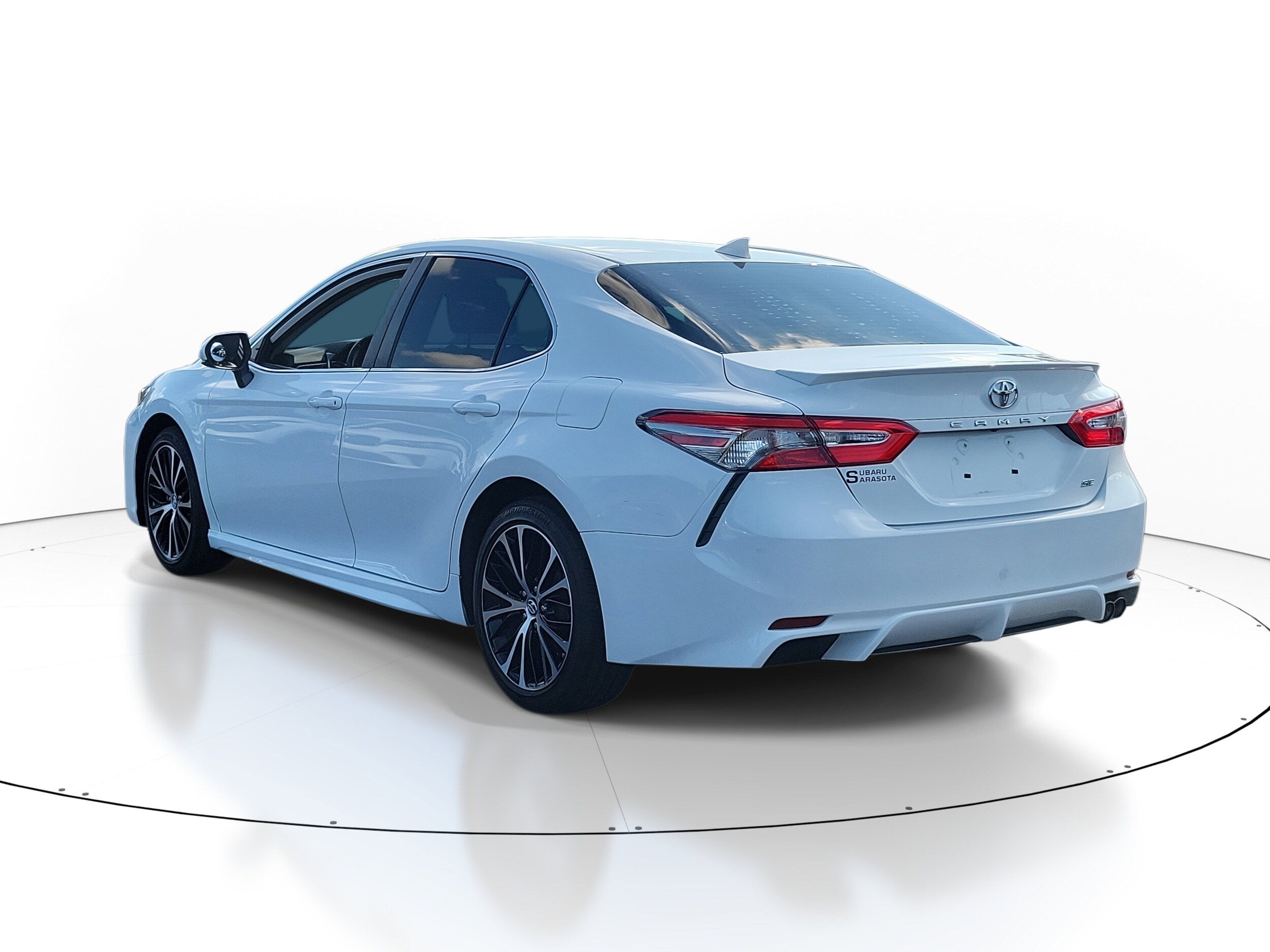2019 Toyota Camry L photo 4