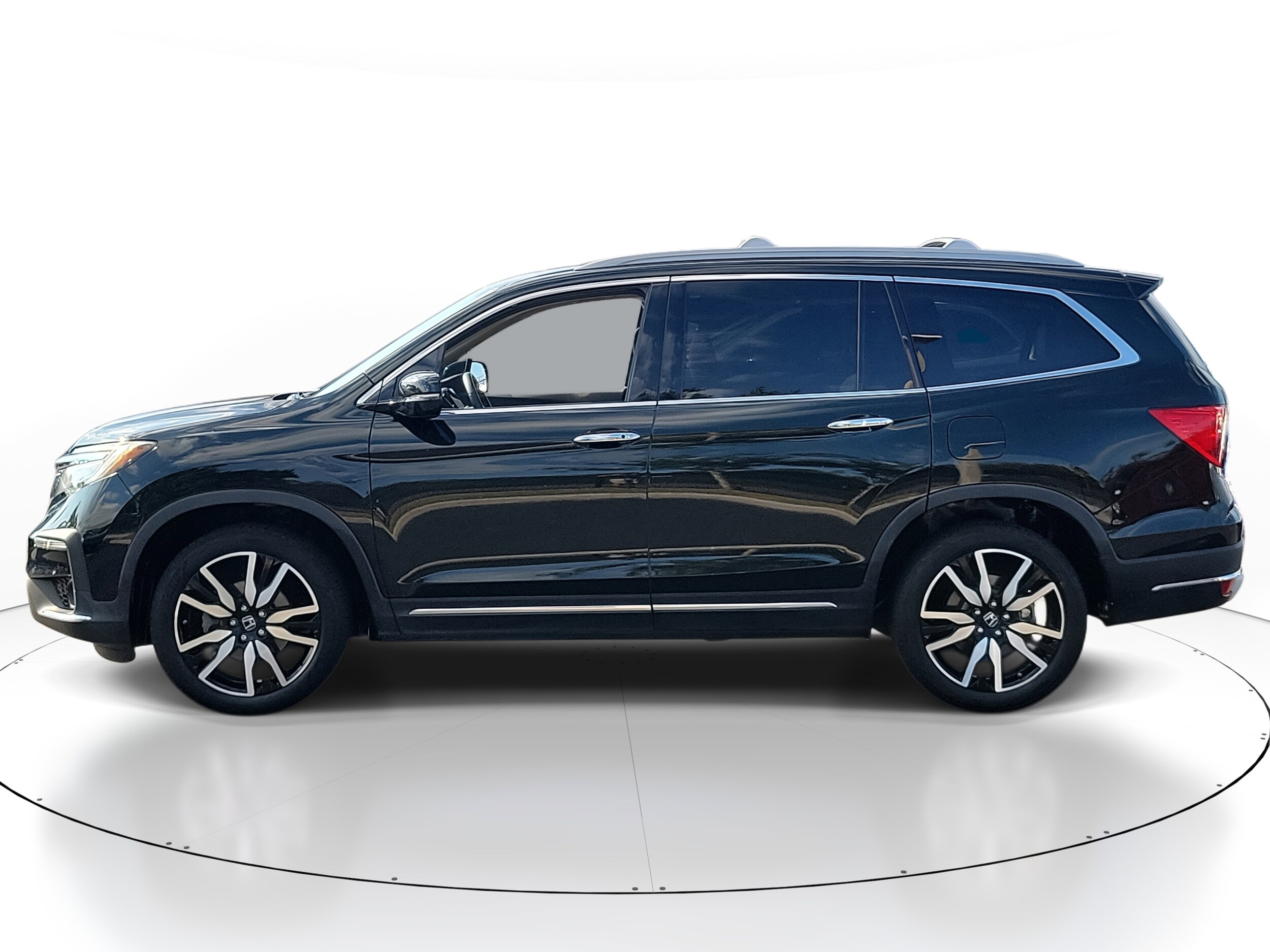 2019 Honda Pilot Touring photo 3