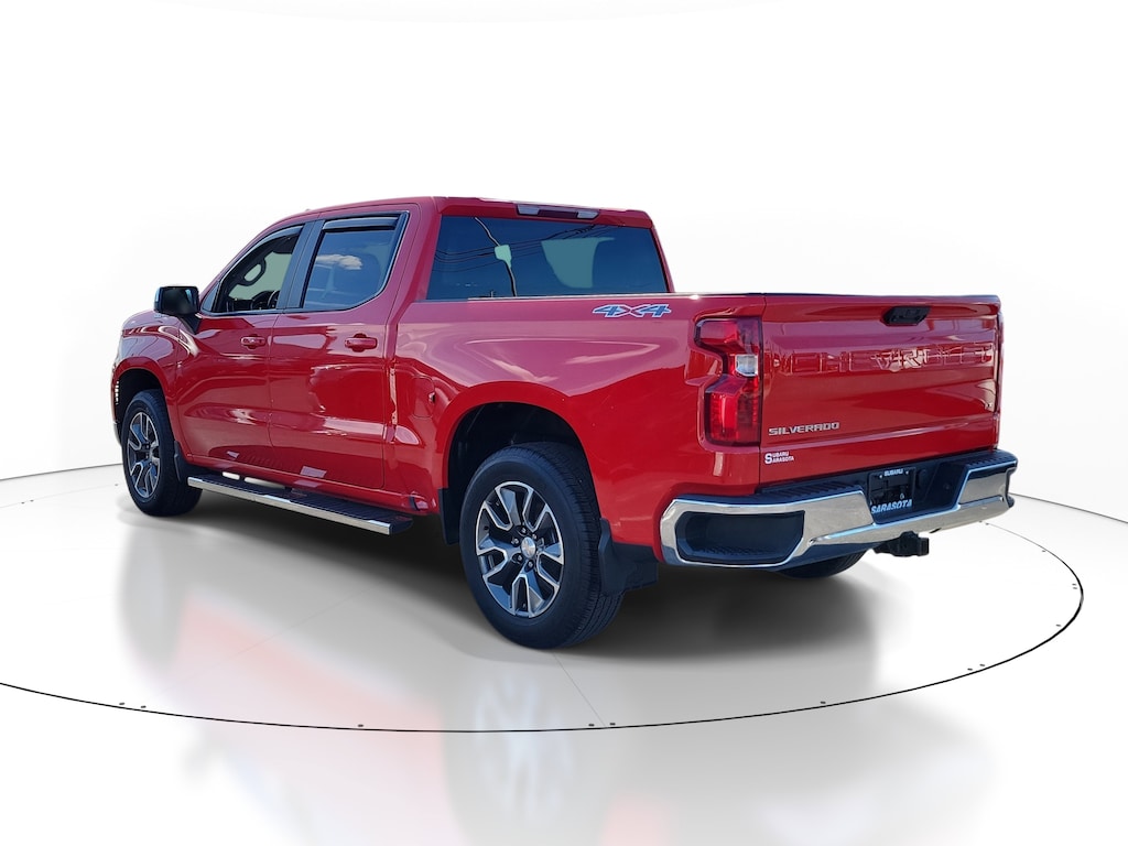 Used 2022 Chevrolet Silverado 1500 LT Truck Crew Cab