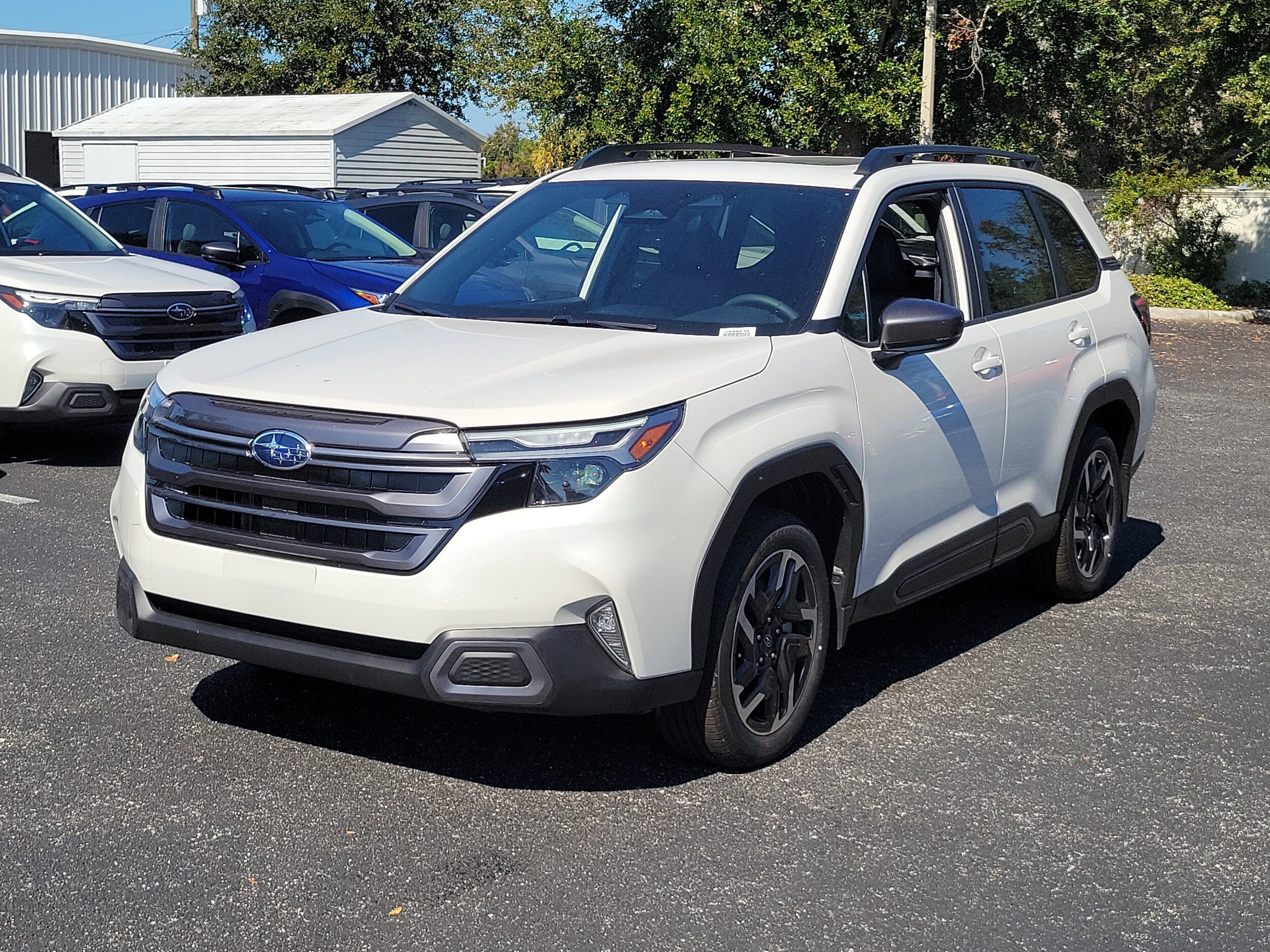 2025 Subaru Forester Limited photo 2