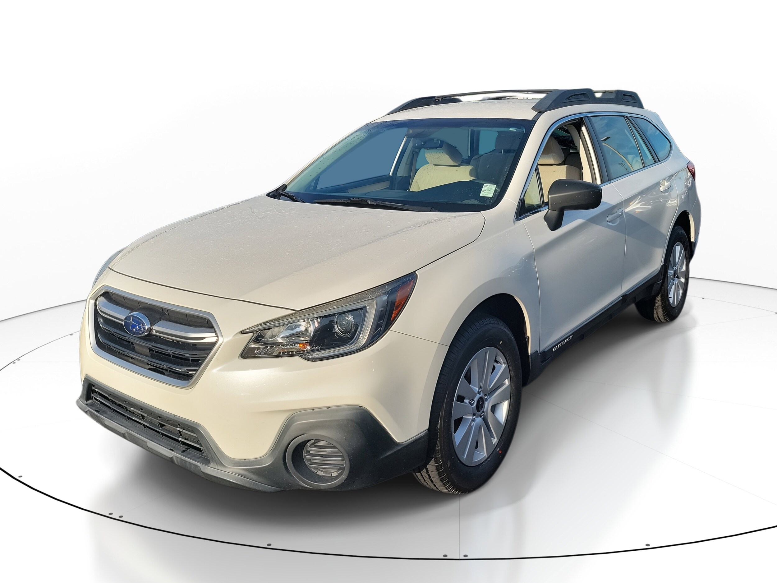 2019 Subaru Outback 2.5i photo 2