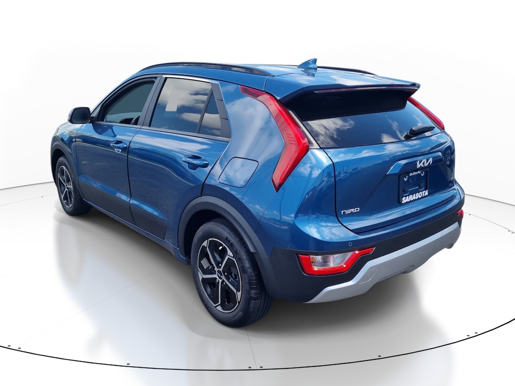 Used 2024 Kia Niro EX SUV