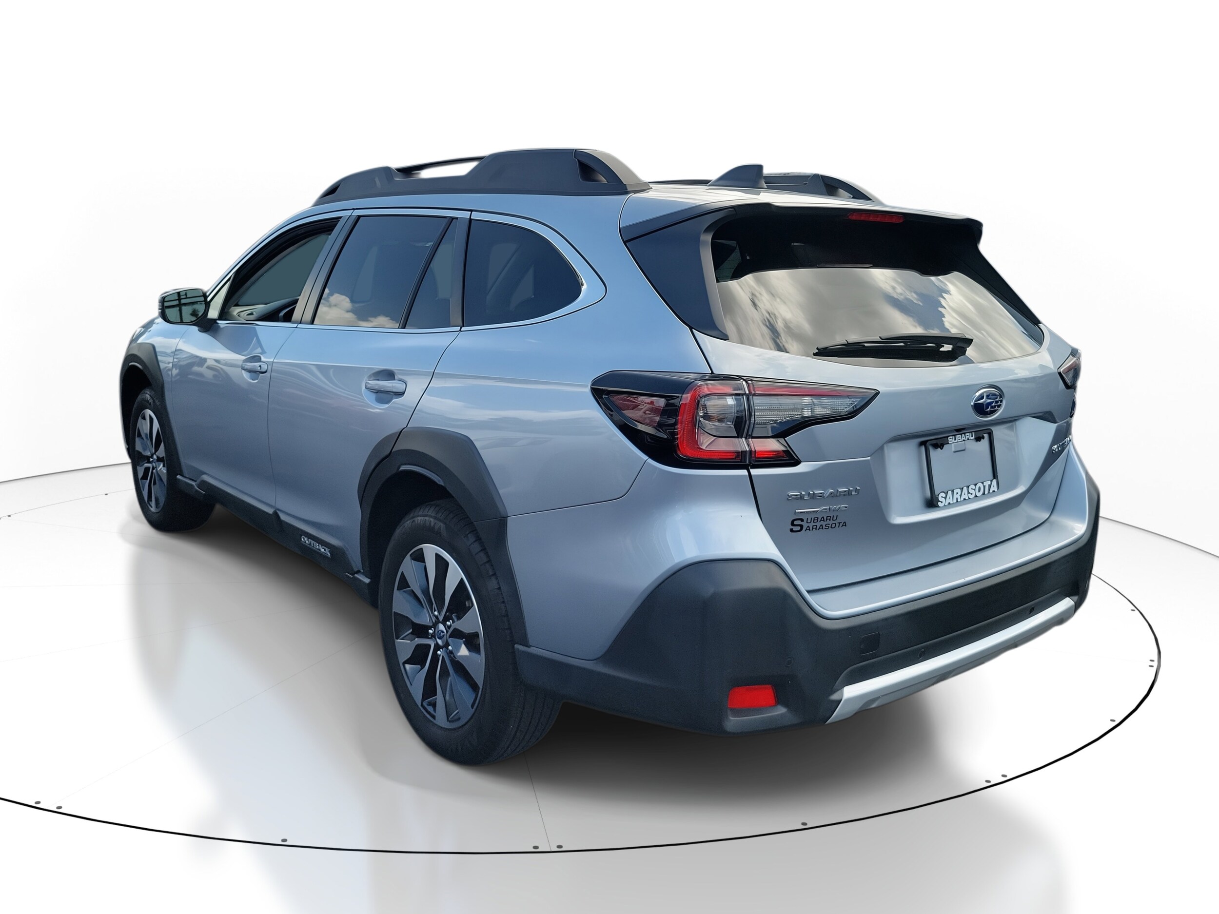 2023 Subaru Outback Limited photo 4
