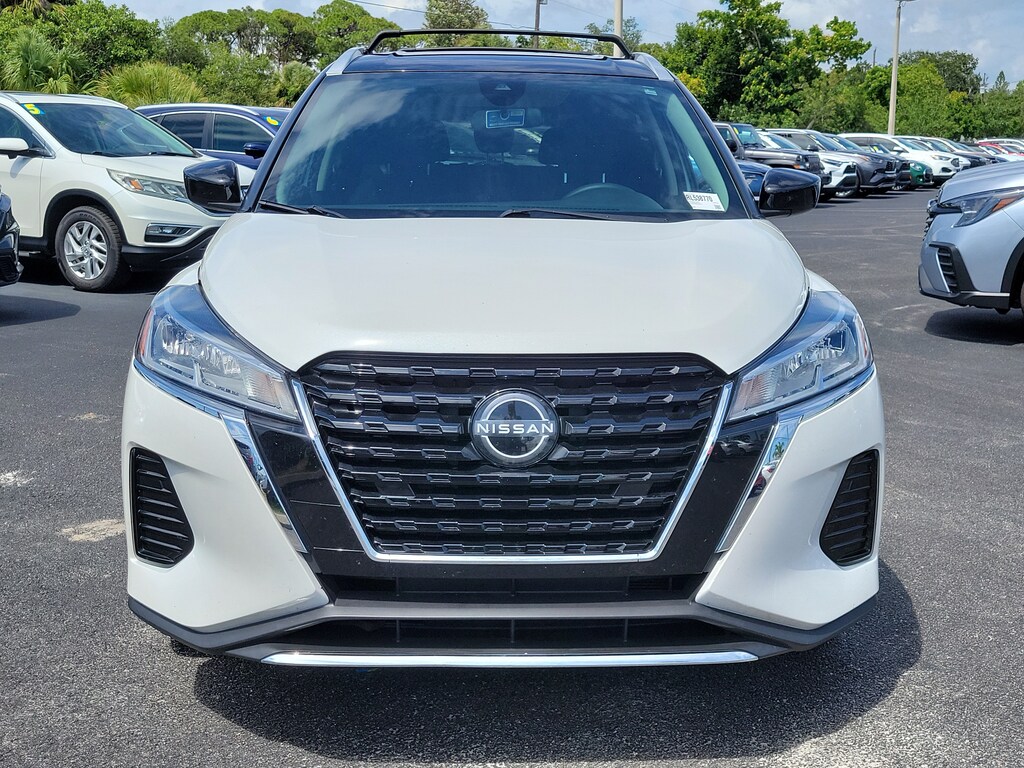 Used 2024 Nissan Kicks SV SUV