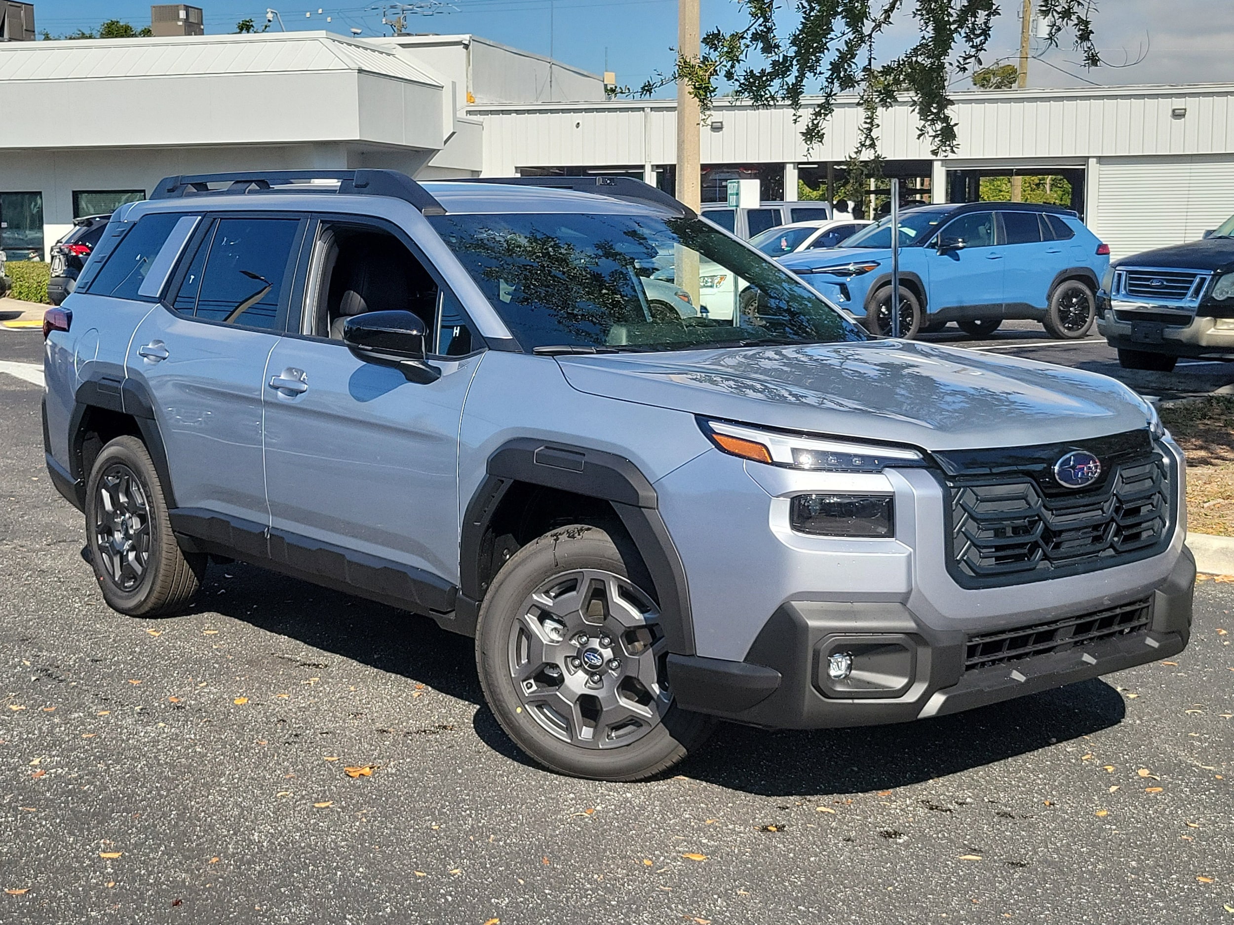 2026 Subaru Outback Premium's photo