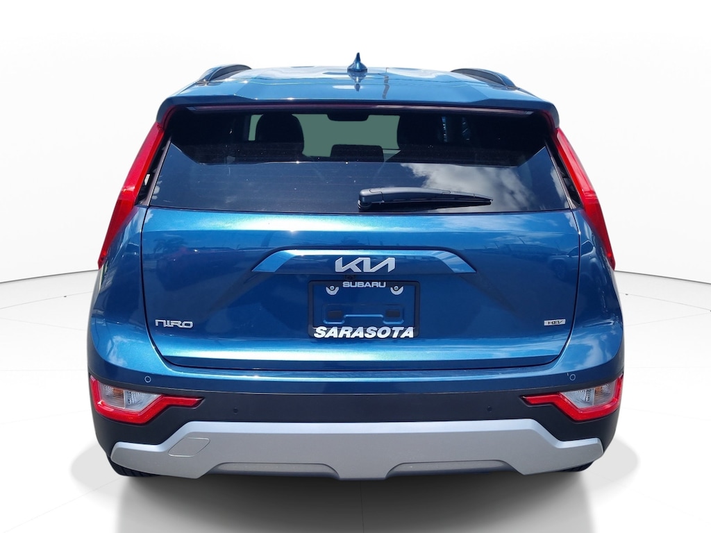Used 2024 Kia Niro EX SUV