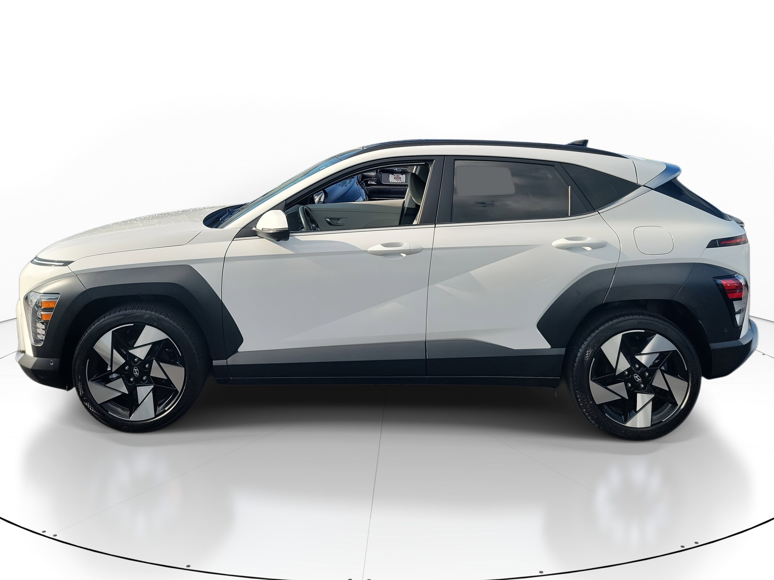 2024 Hyundai Kona Limited photo 2