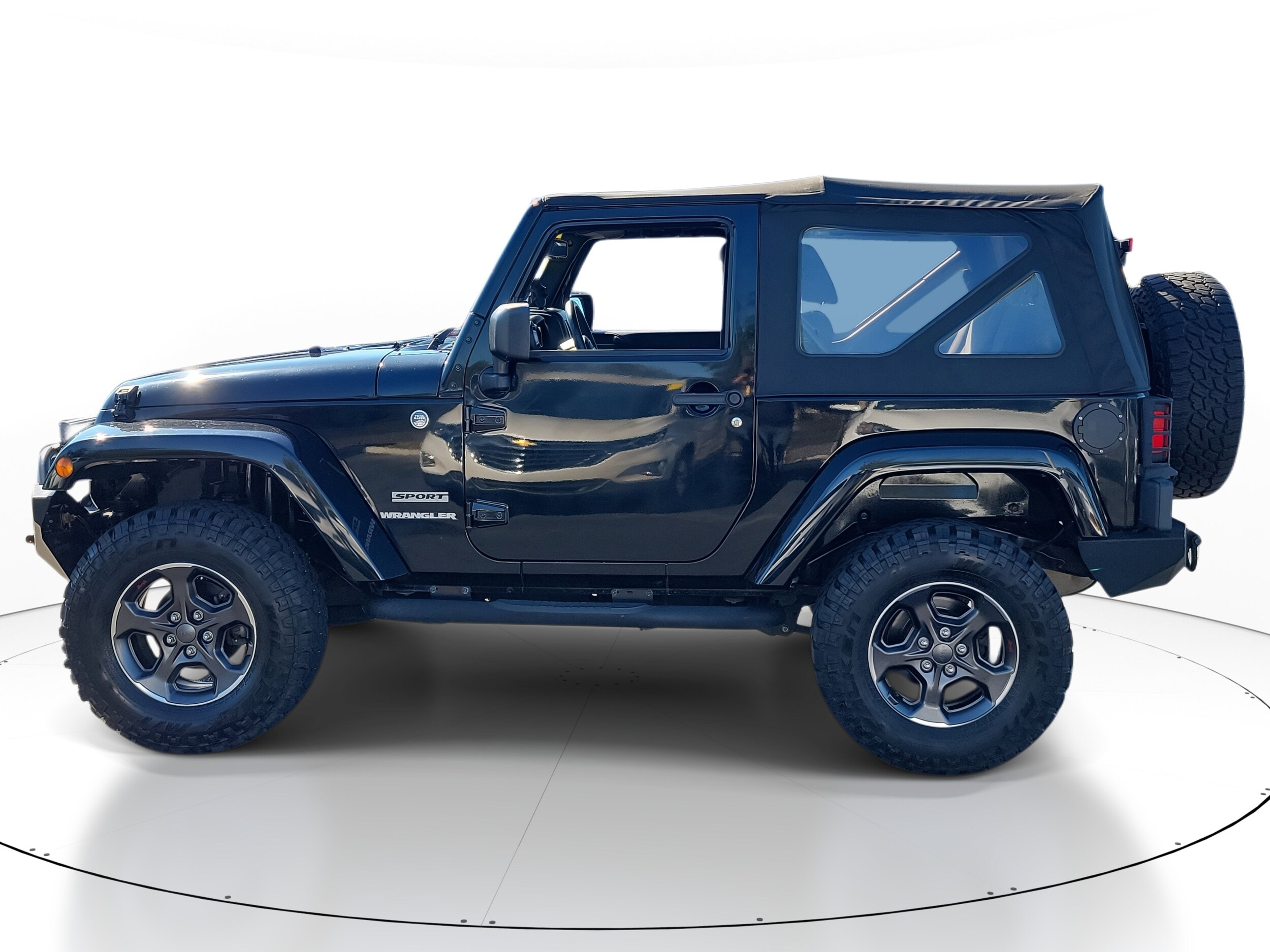 2015 Jeep Wrangler Sport photo 3
