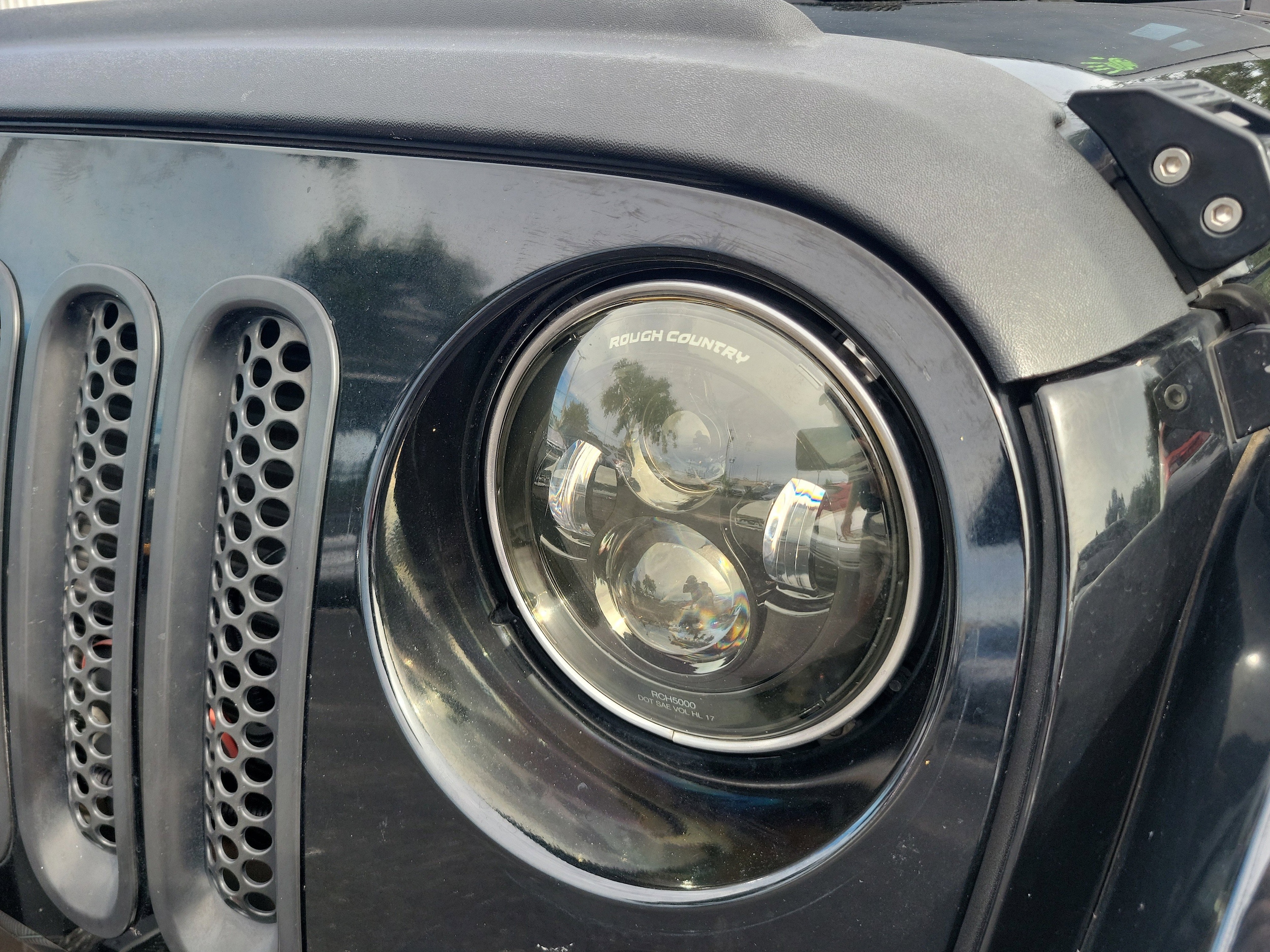 2012 Jeep Wrangler Sahara photo 4