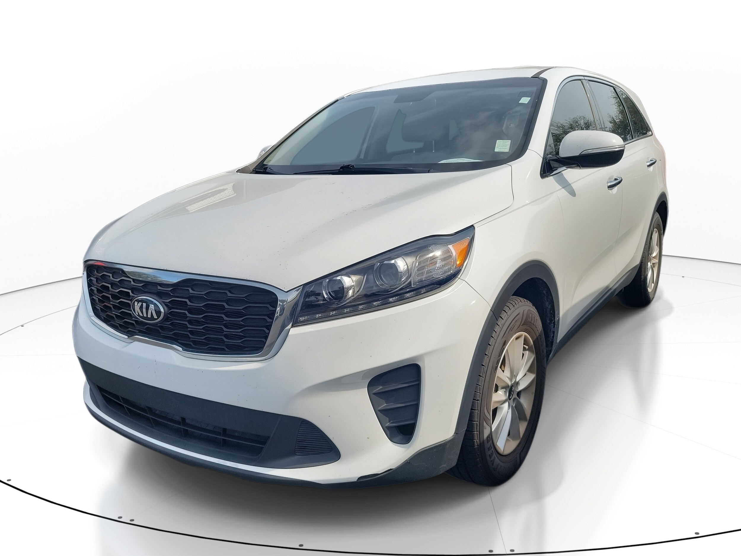 2020 Kia Sorento LX photo 3