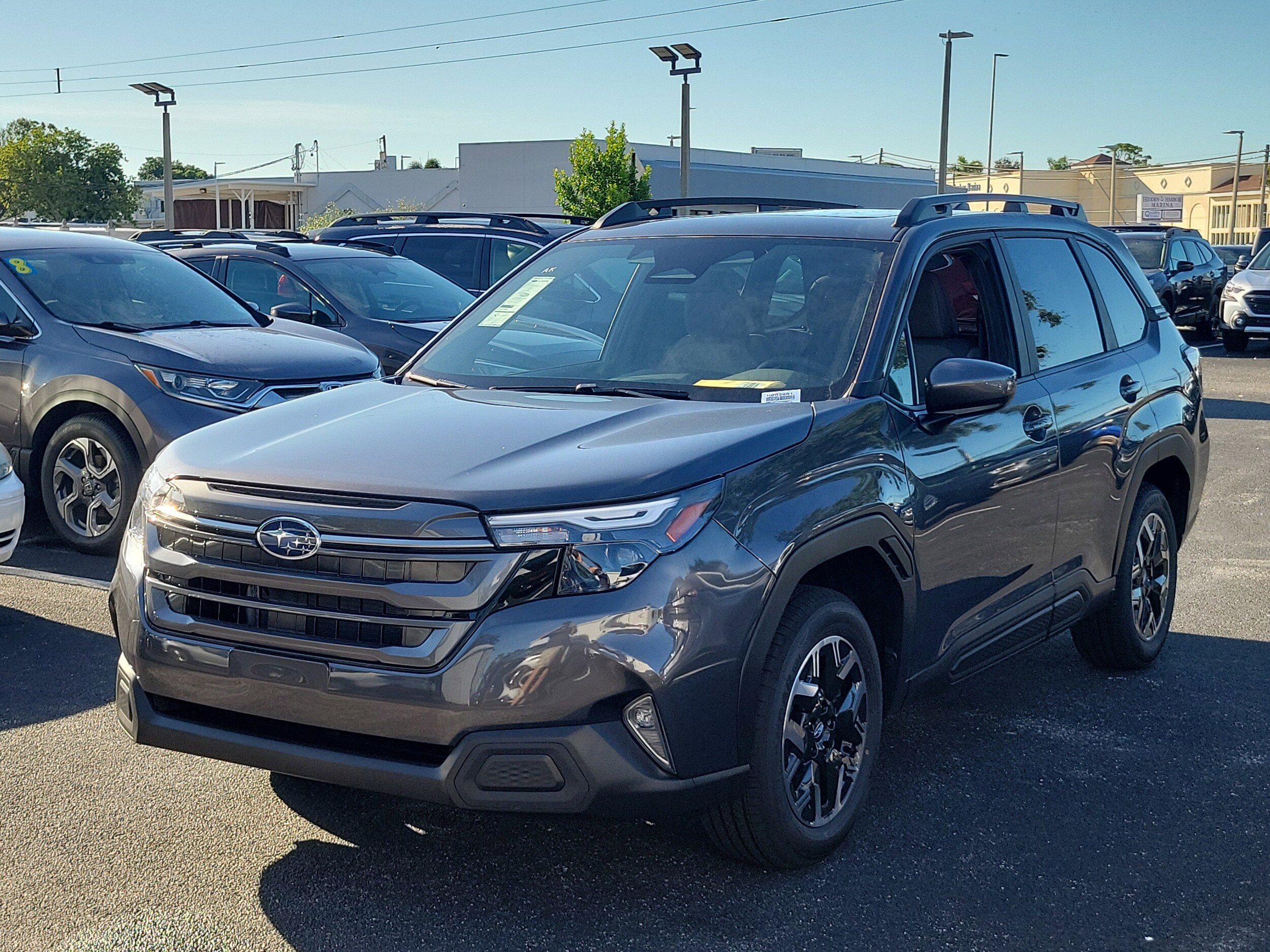 2025 Subaru Forester Premium Base photo 3