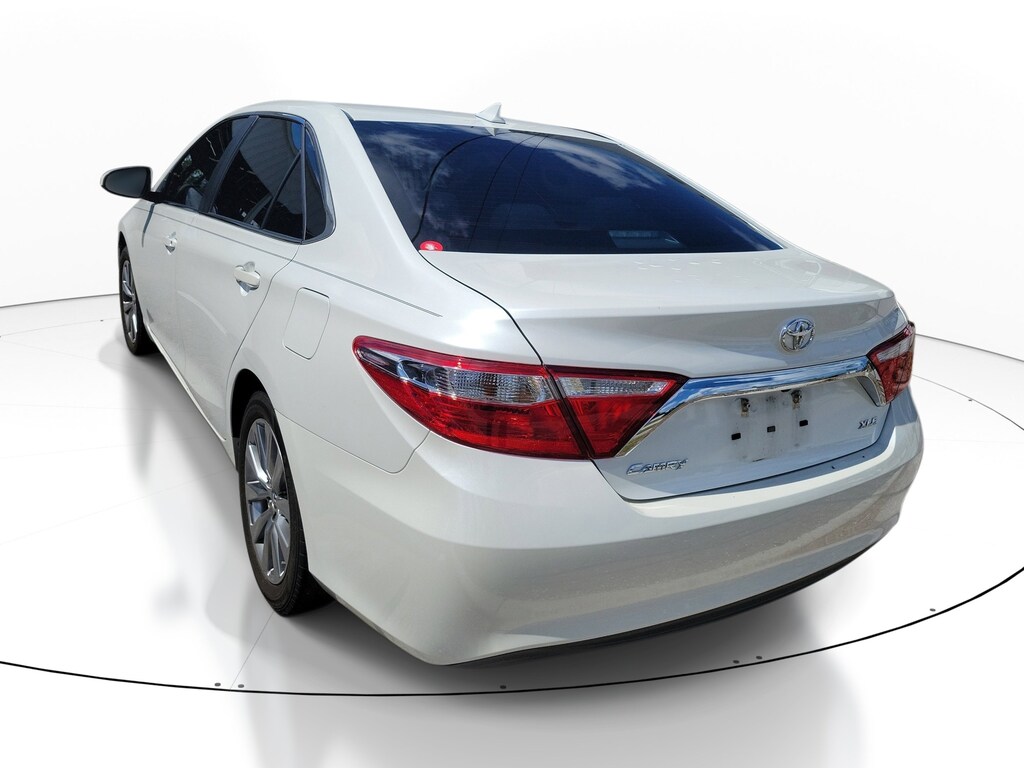 Used 2017 Toyota Camry XLE Sedan