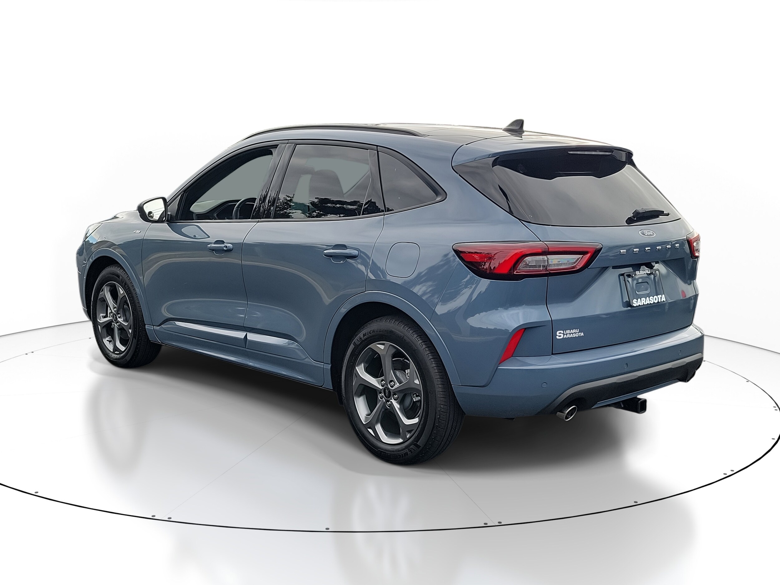 2024 Ford Escape ST-Line photo 4