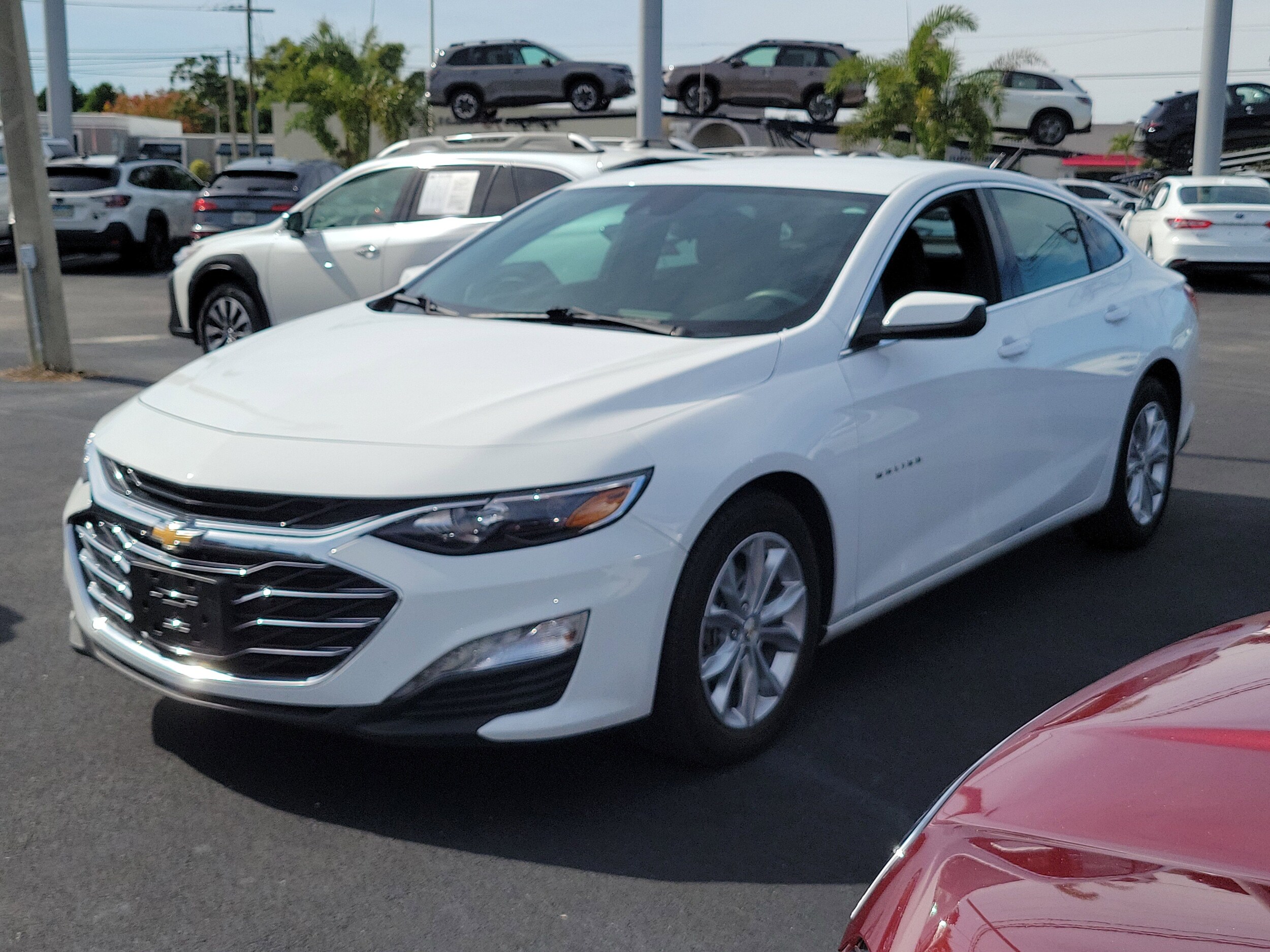 2024 Chevrolet Malibu 1LT photo 2