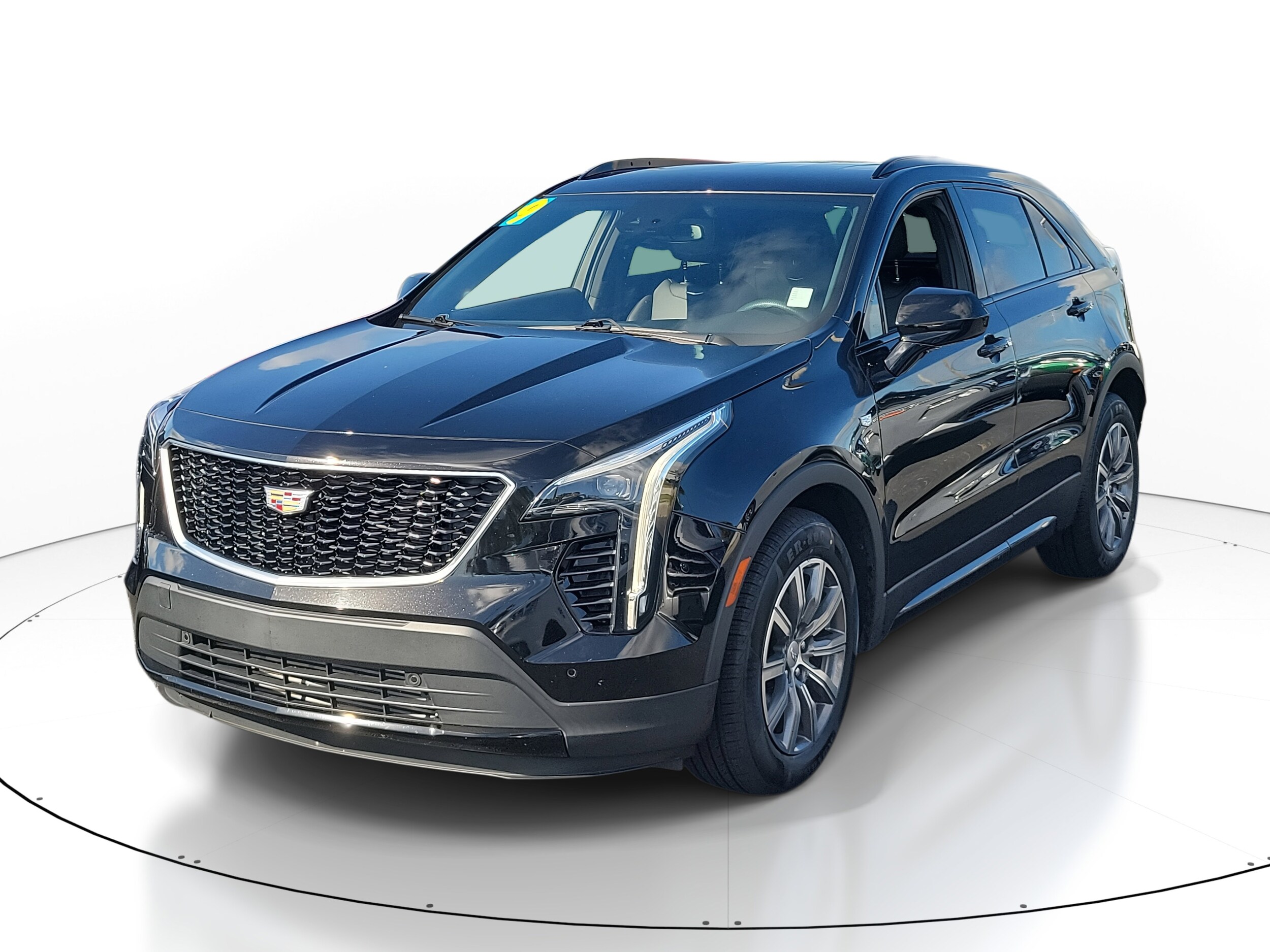 2019 Cadillac XT4 Sport photo 2