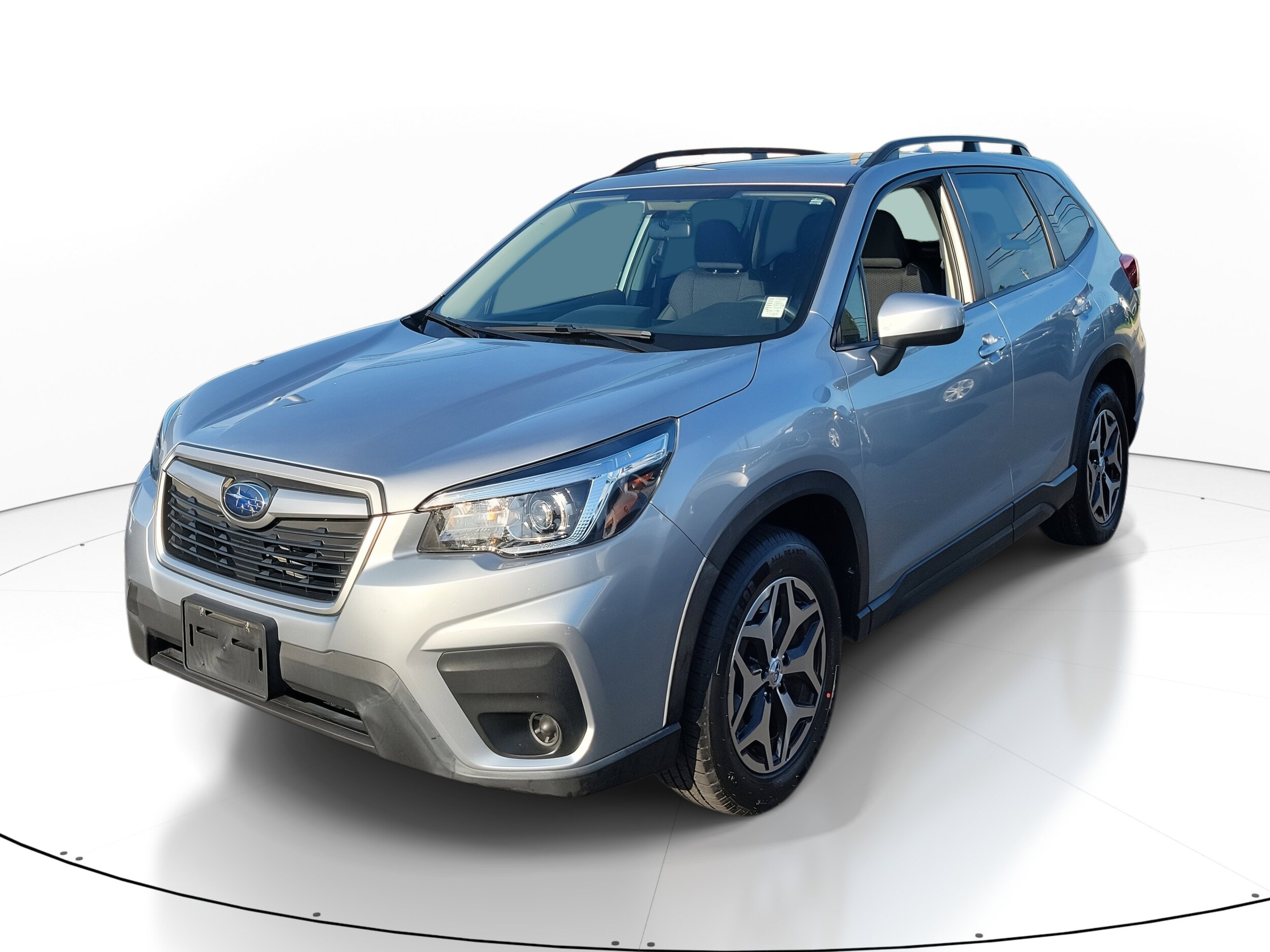 2020 Subaru Forester Premium photo 2