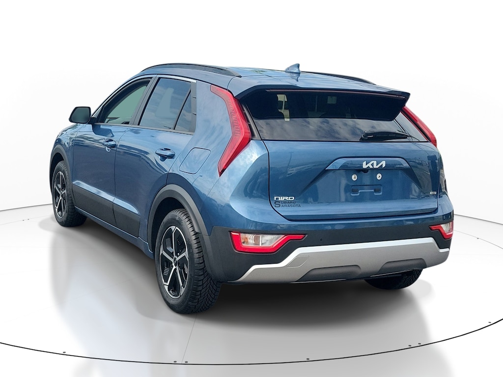 Used 2024 Kia Niro EX SUV