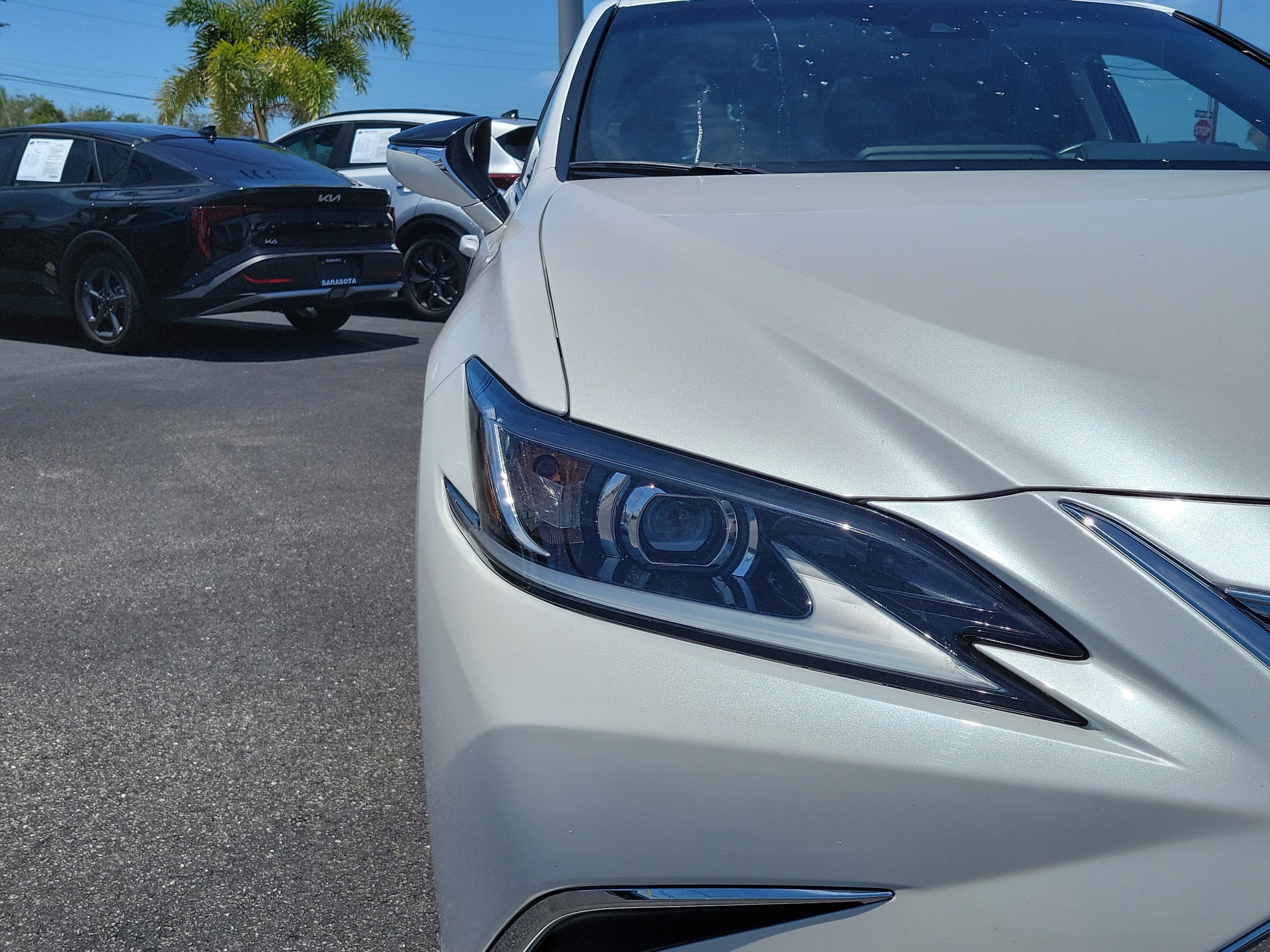 2022 Lexus ES Hybrid 300h - Photo 7