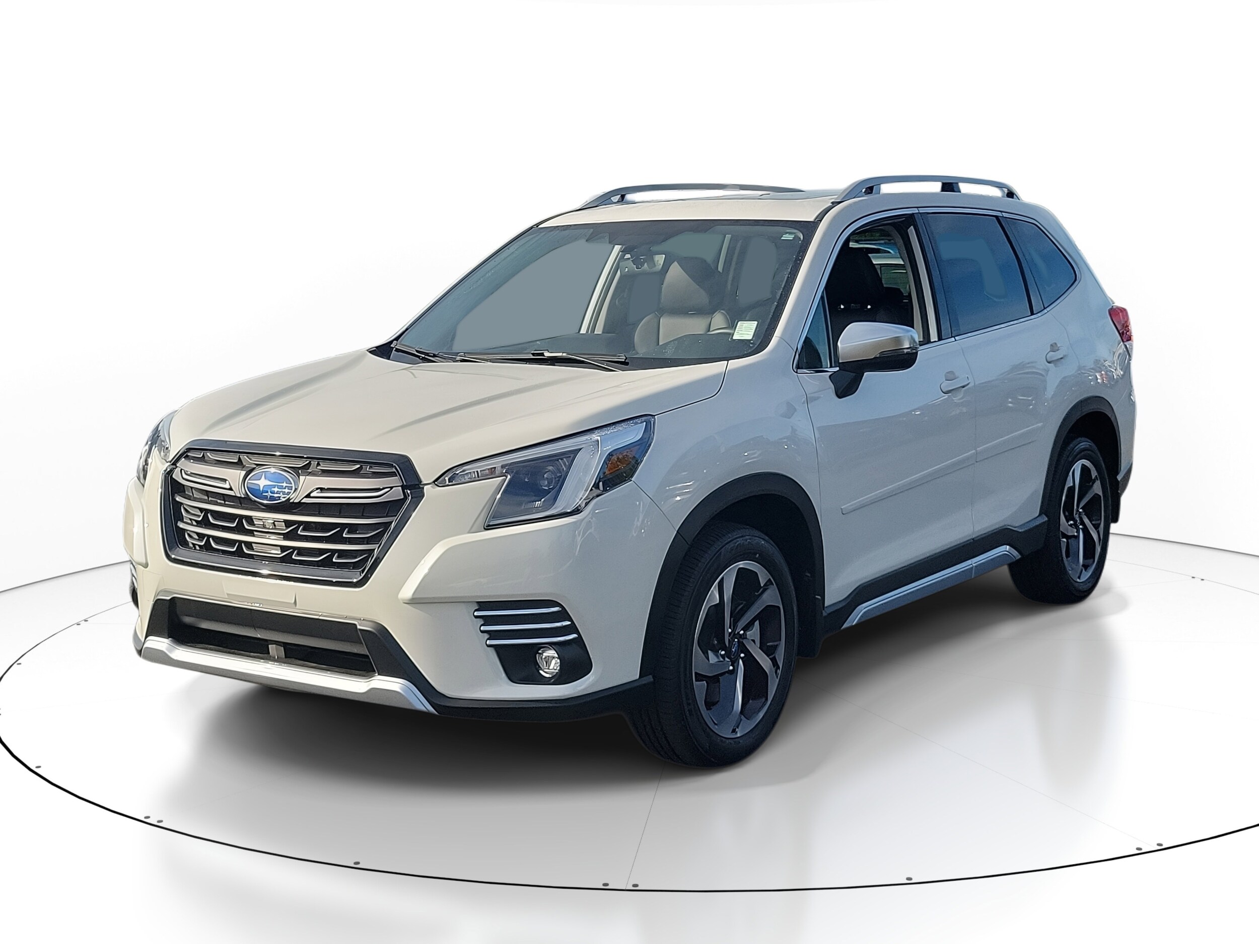 2022 Subaru Forester Touring photo 2