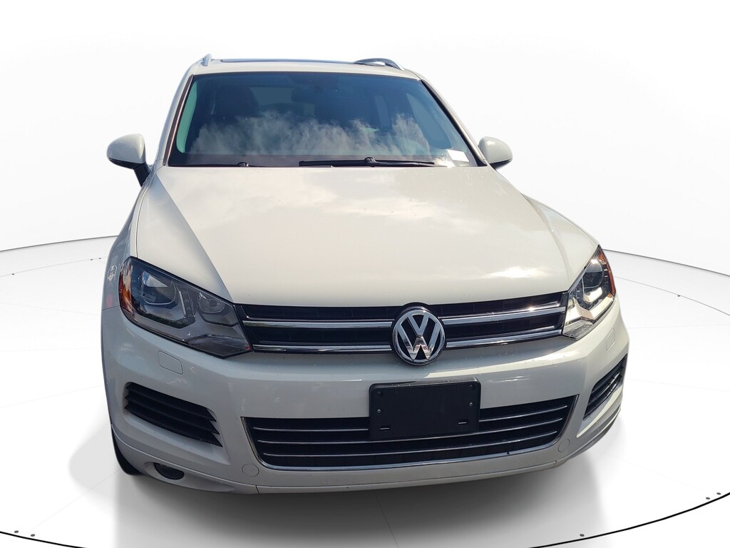 Used 2014 Volkswagen Touareg SUV