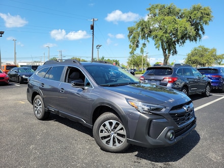 2025 Subaru Outback Premium SUV