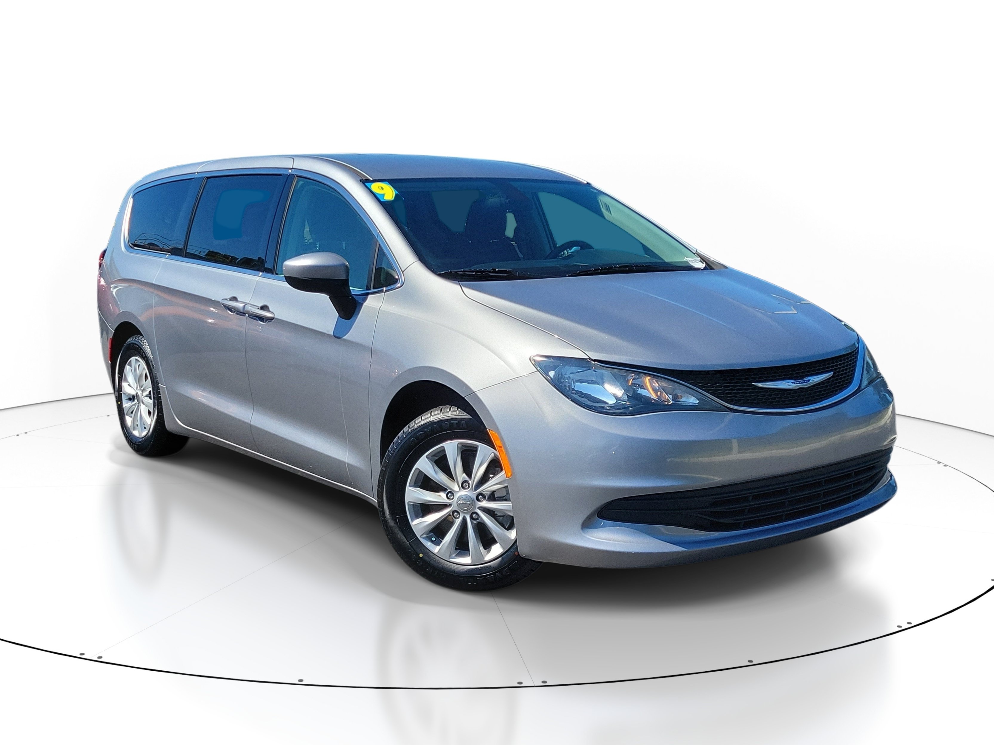 2019 Chrysler Pacifica Van Passenger Van 