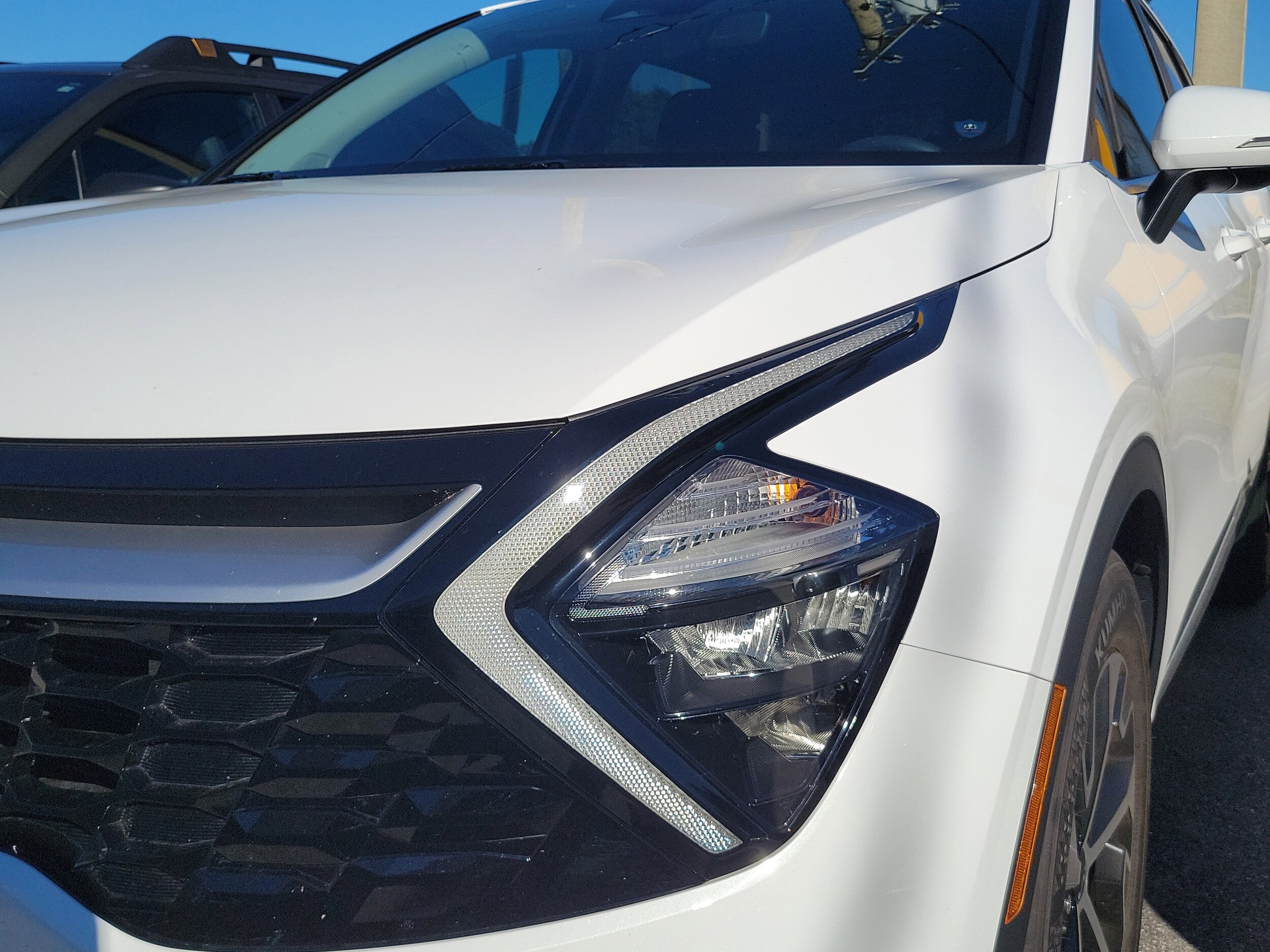 2023 Kia Sportage EX photo 4