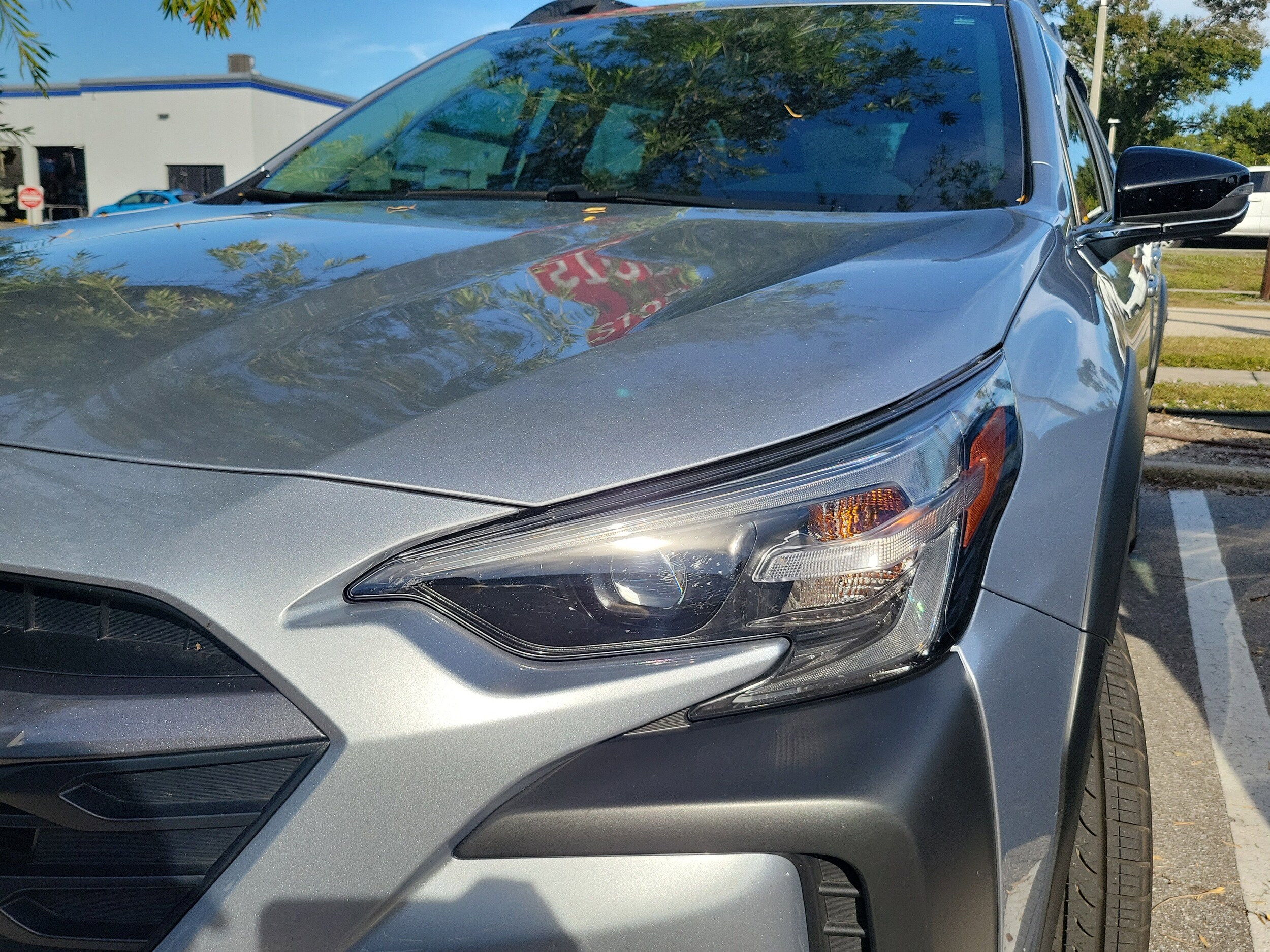 2025 Subaru Outback Premium photo 3