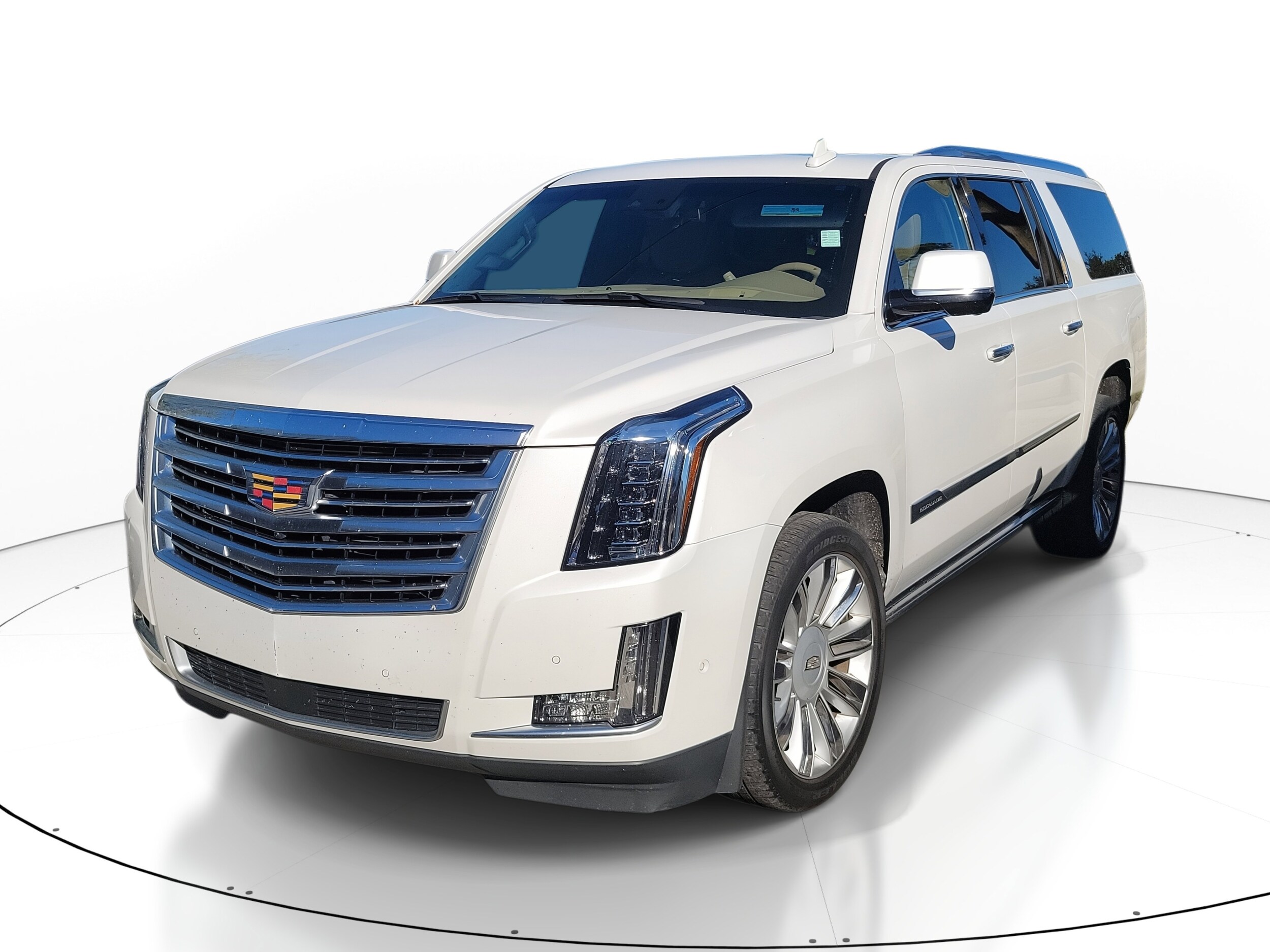 2019 Cadillac Escalade ESV Platinum photo 3