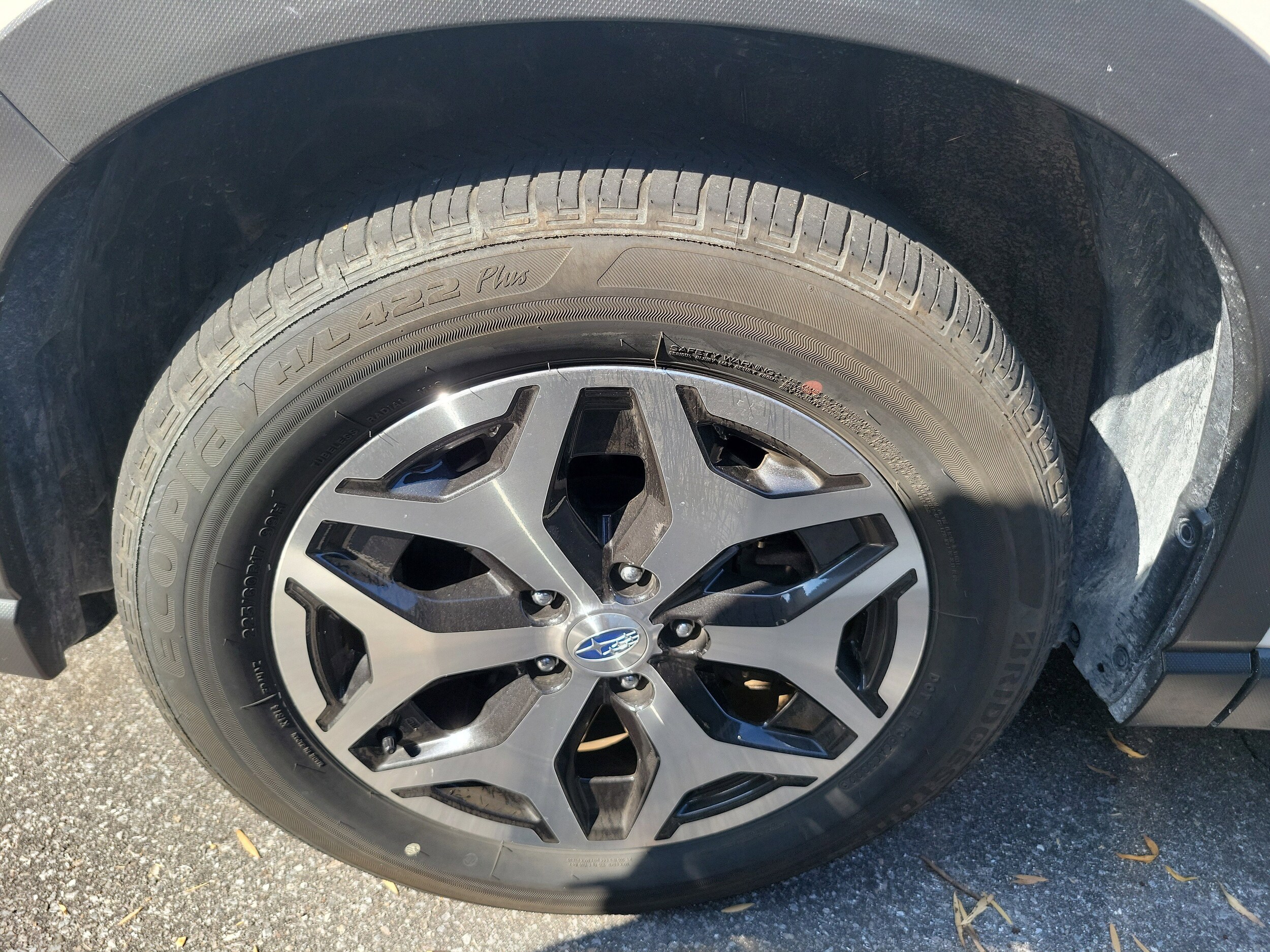 2022 Subaru Forester Premium photo 3