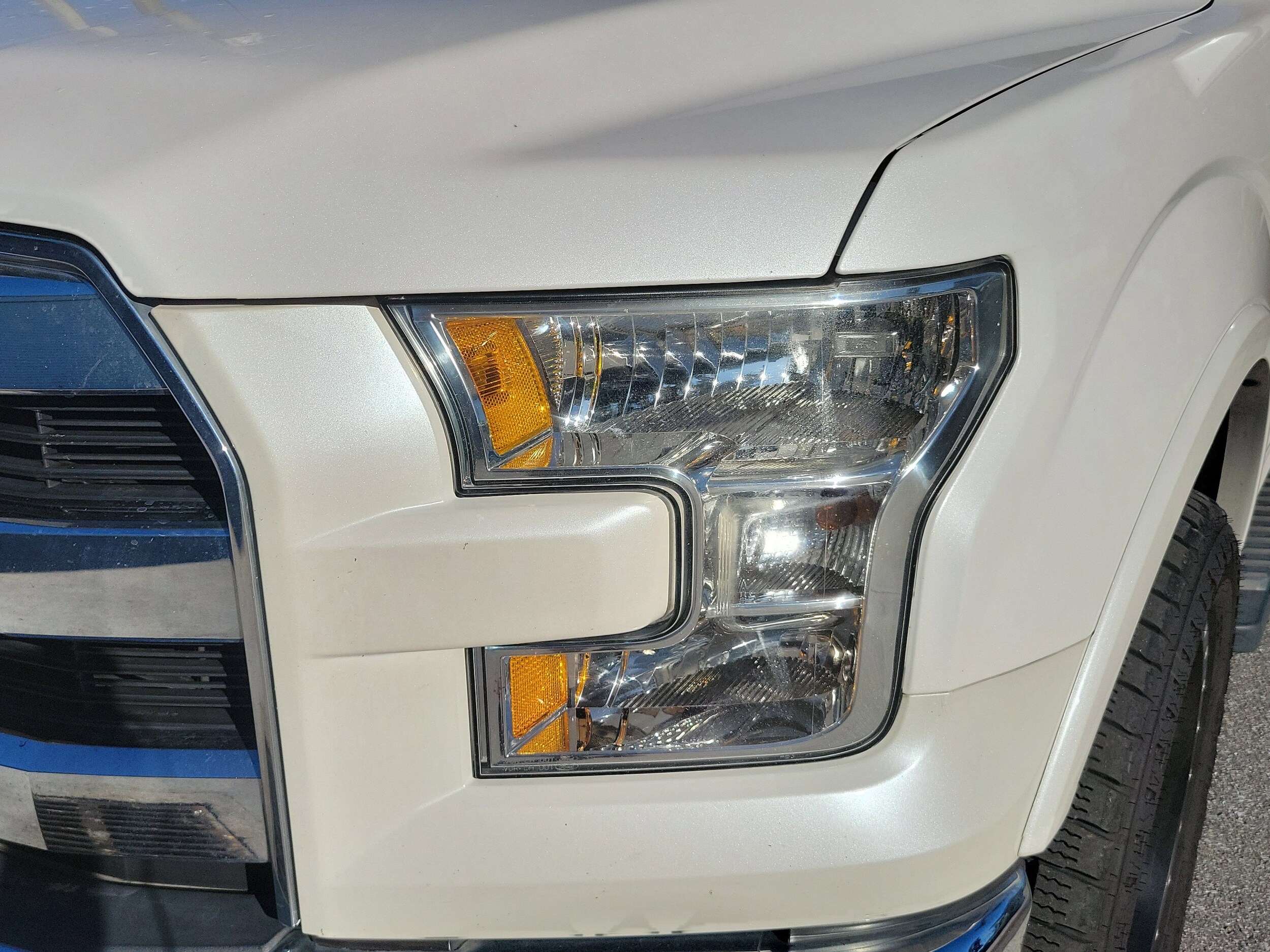 2017 Ford F-150 Lariat photo 4