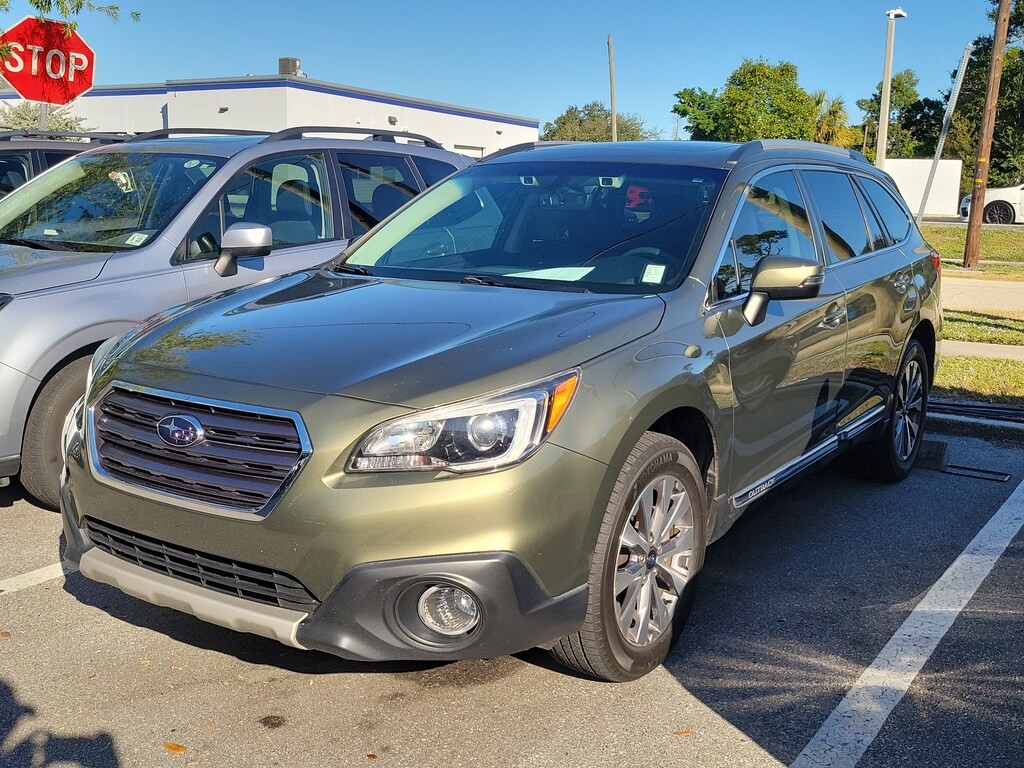 Used 2017 Subaru Outback 2.5i Touring with Starlink SUV