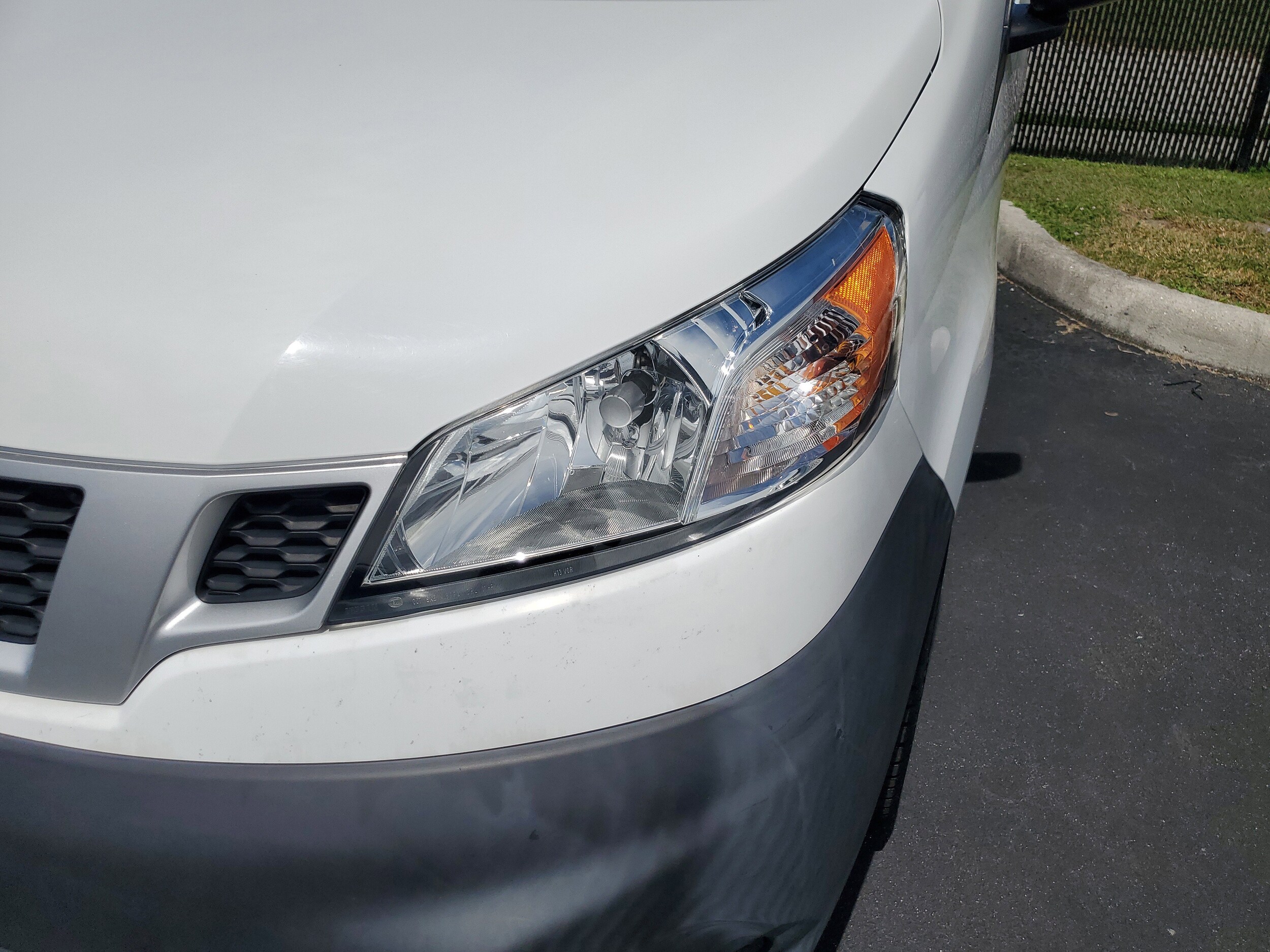 2019 Nissan NV200 S photo 4