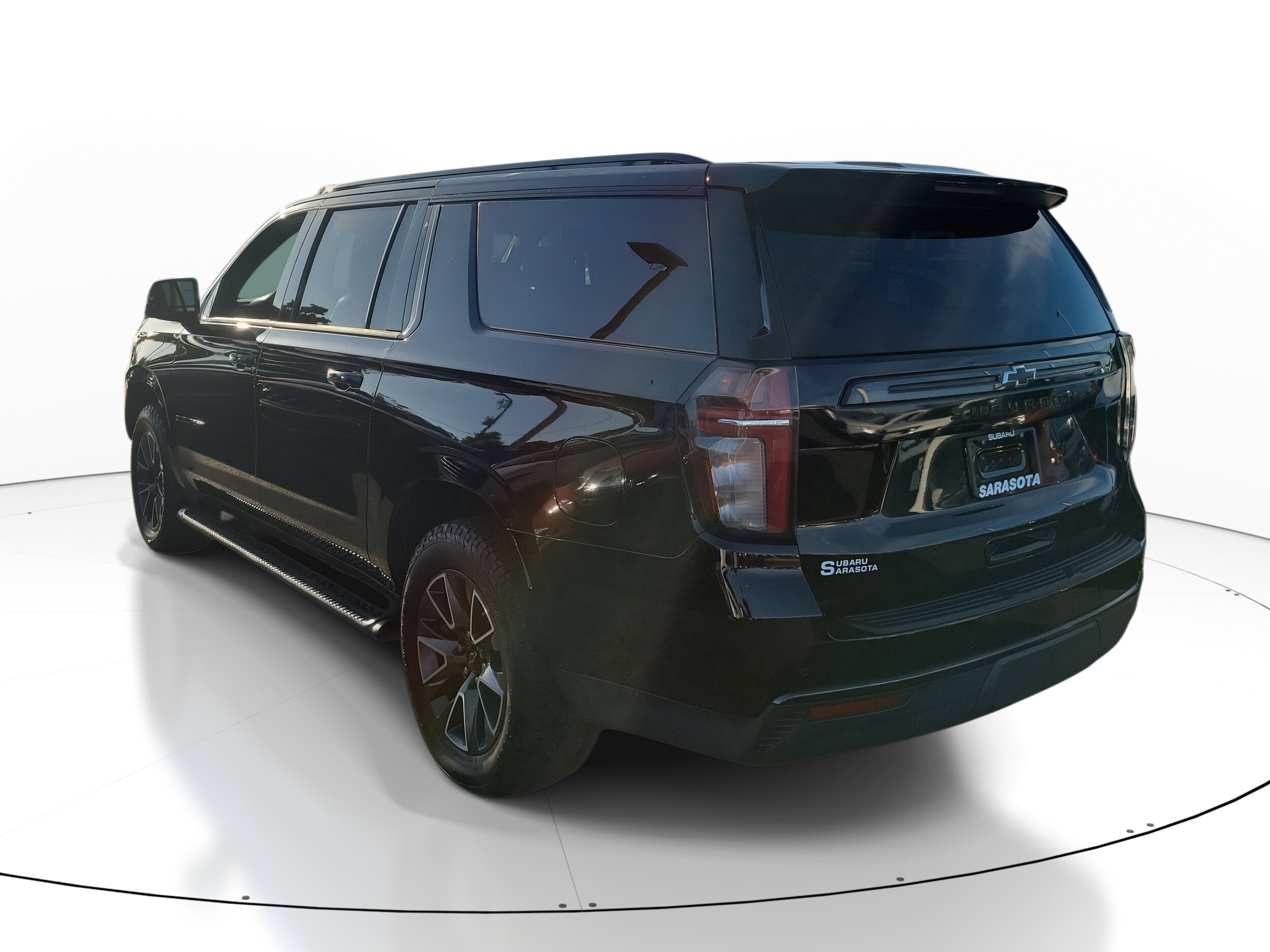 2021 Chevrolet Suburban Z71 photo 4