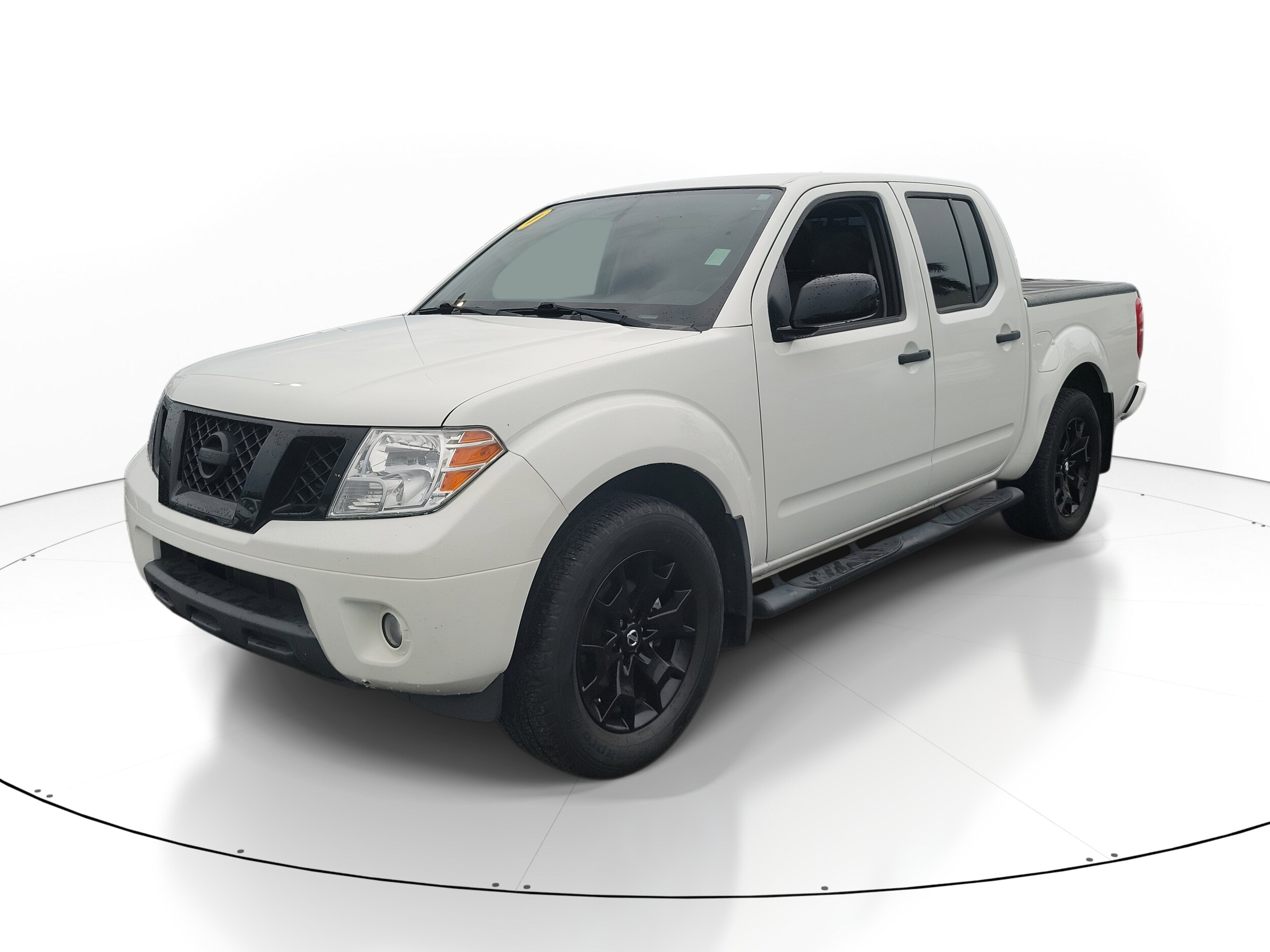 2020 Nissan Frontier SV photo 2